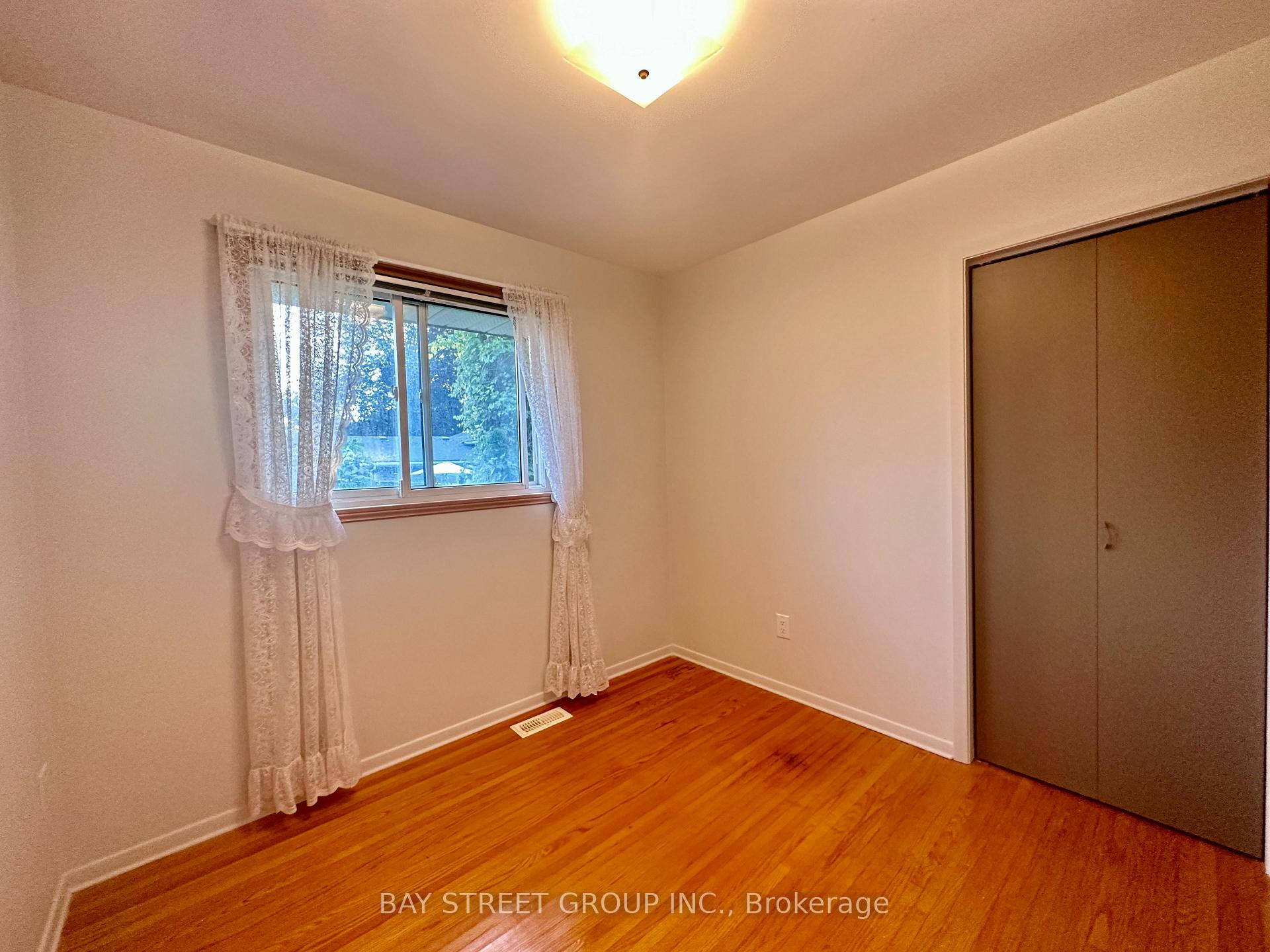 Photo 7 of 180 Rose Street, Barrie, Wellington — HOMEH