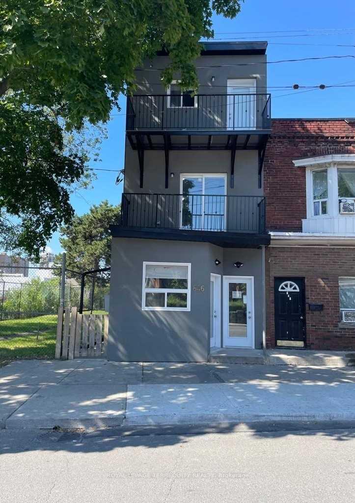 Photo 1 of Unit 3, 646 Lansdowne Avenue, Toronto, Little Portugal — HOMEH