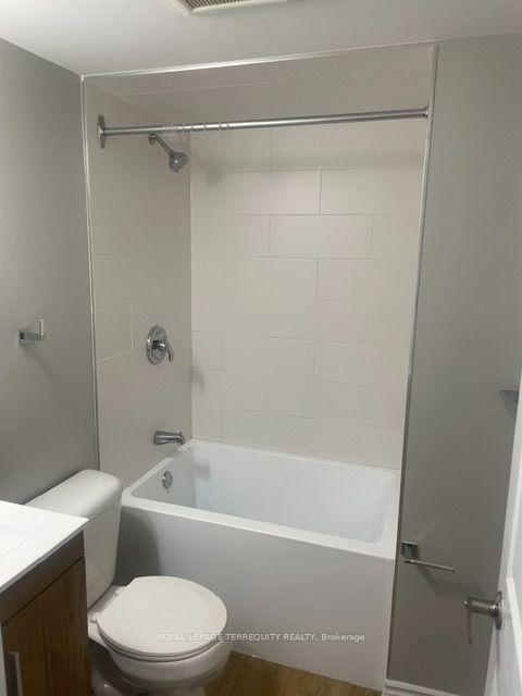 Photo 13 of Unit 3, 646 Lansdowne Avenue, Toronto, Little Portugal — HOMEH