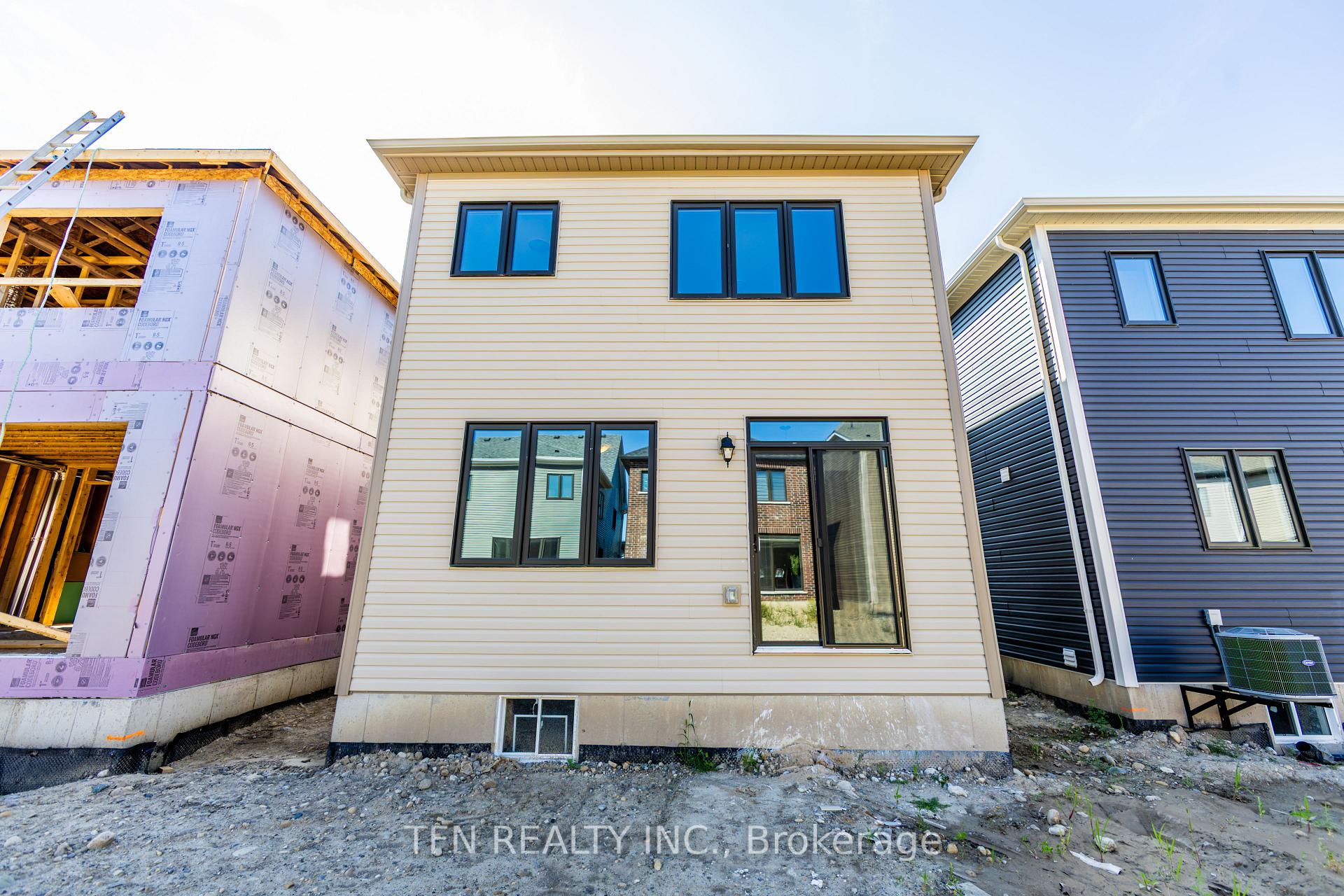 Photo 11 of 385 Starlight Avenue, Woolwich, Breslau — HOMEH