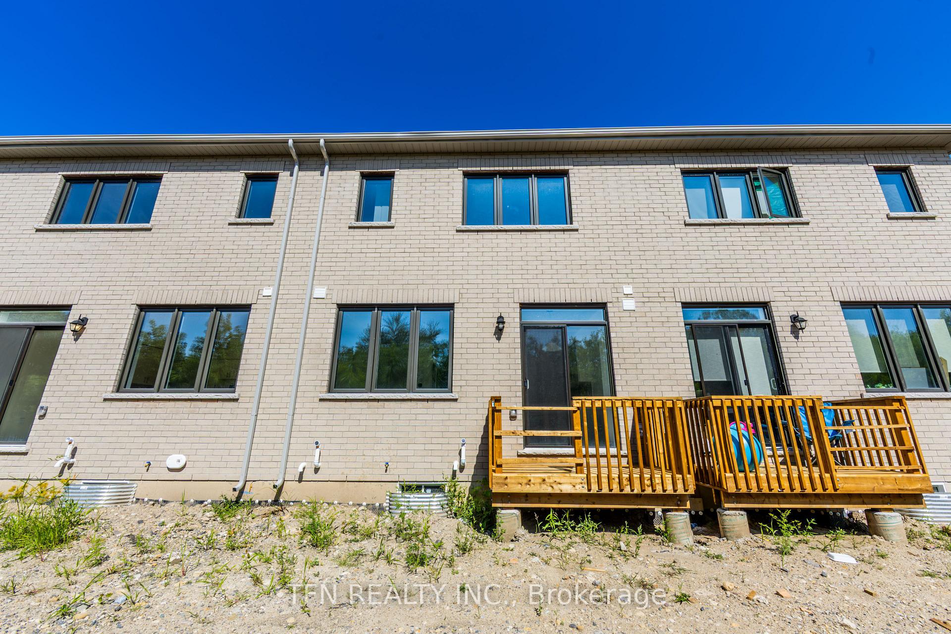Photo 14 of 385 Starlight Avenue, Woolwich, Breslau — HOMEH