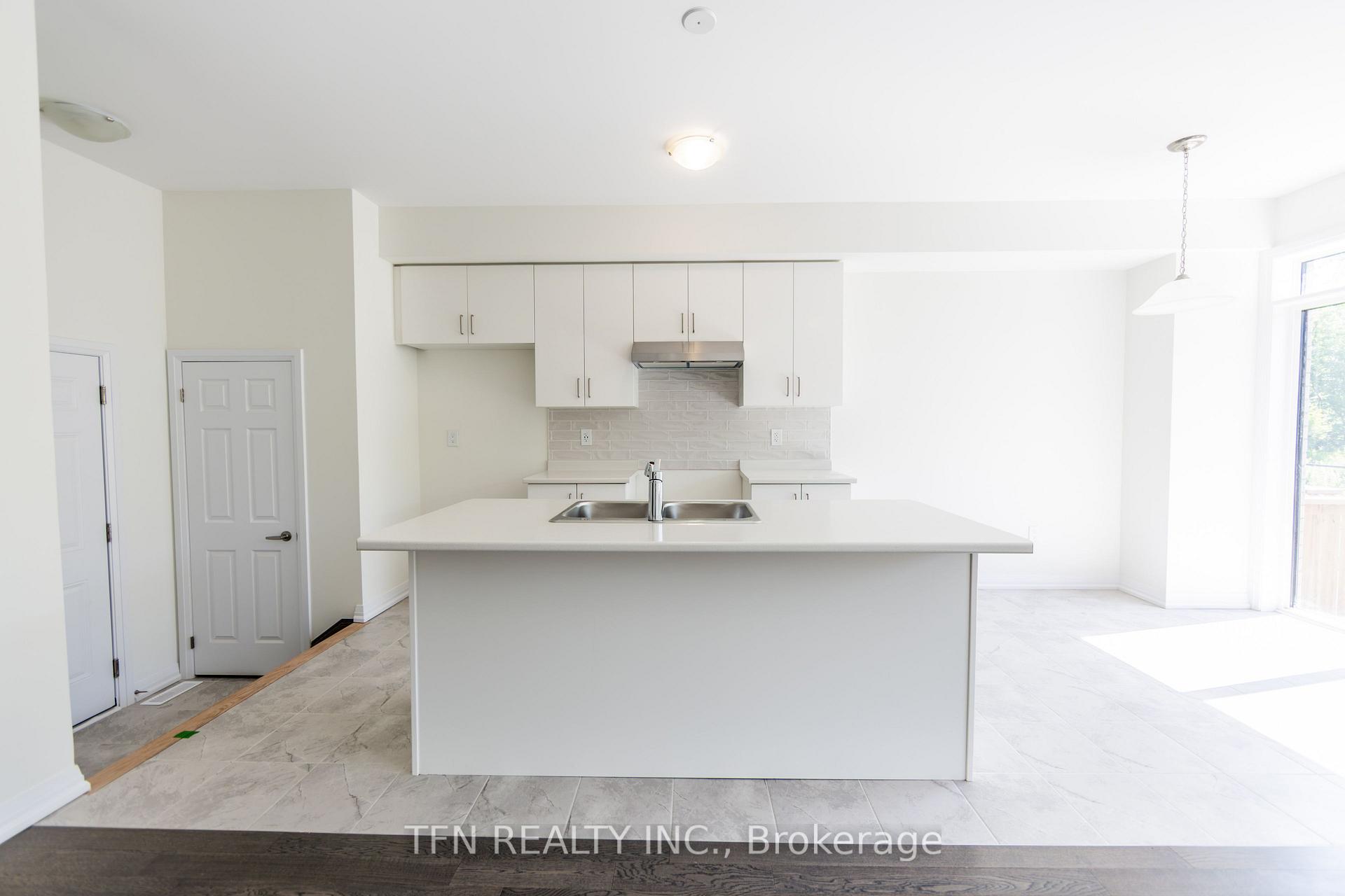 Photo 32 of 385 Starlight Avenue, Woolwich, Breslau — HOMEH
