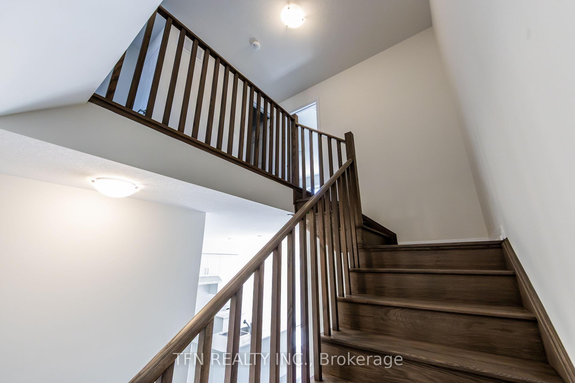Photo 52 of 385 Starlight Avenue, Woolwich, Breslau — HOMEH