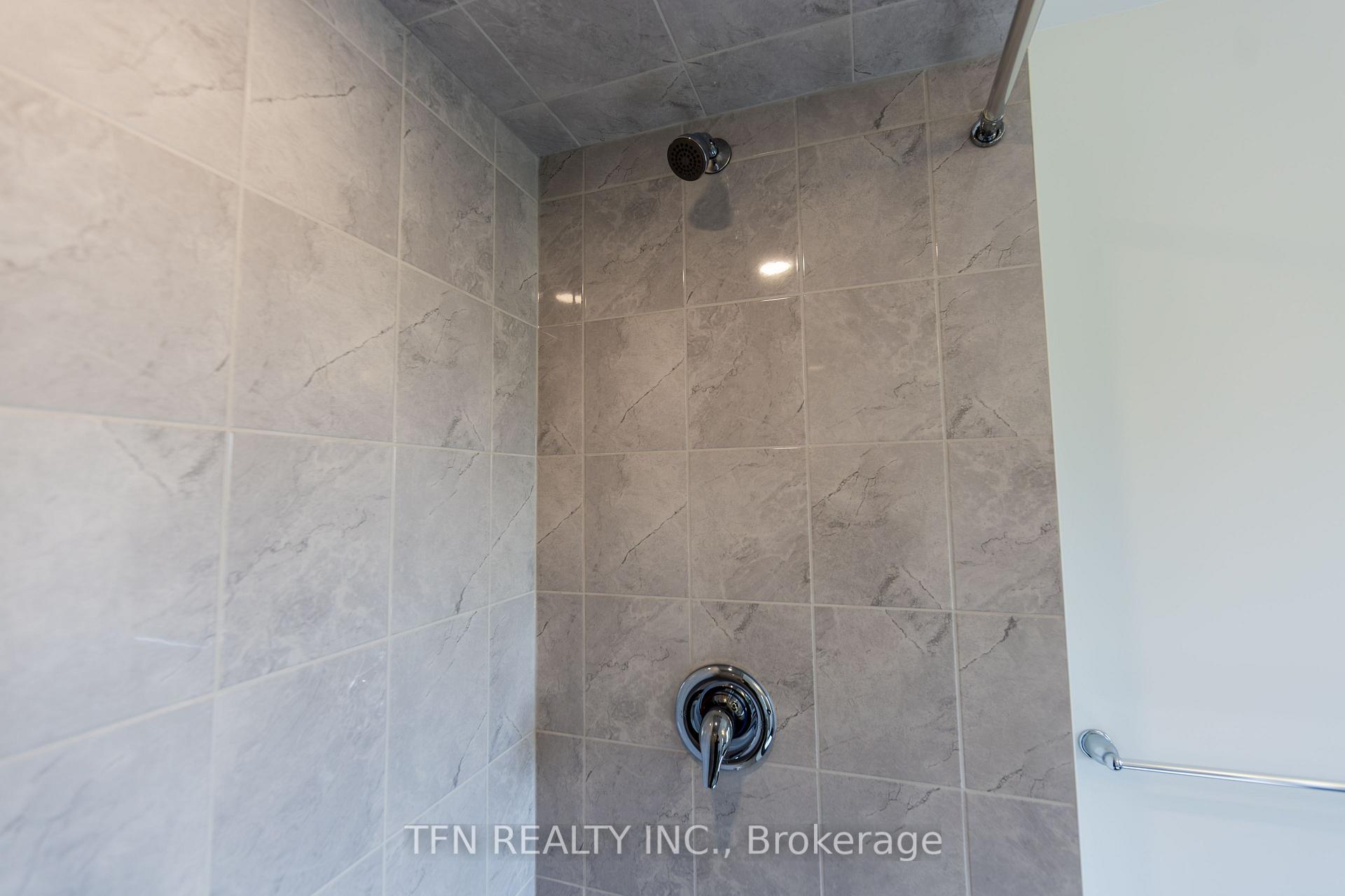 Photo 68 of 385 Starlight Avenue, Woolwich, Breslau — HOMEH