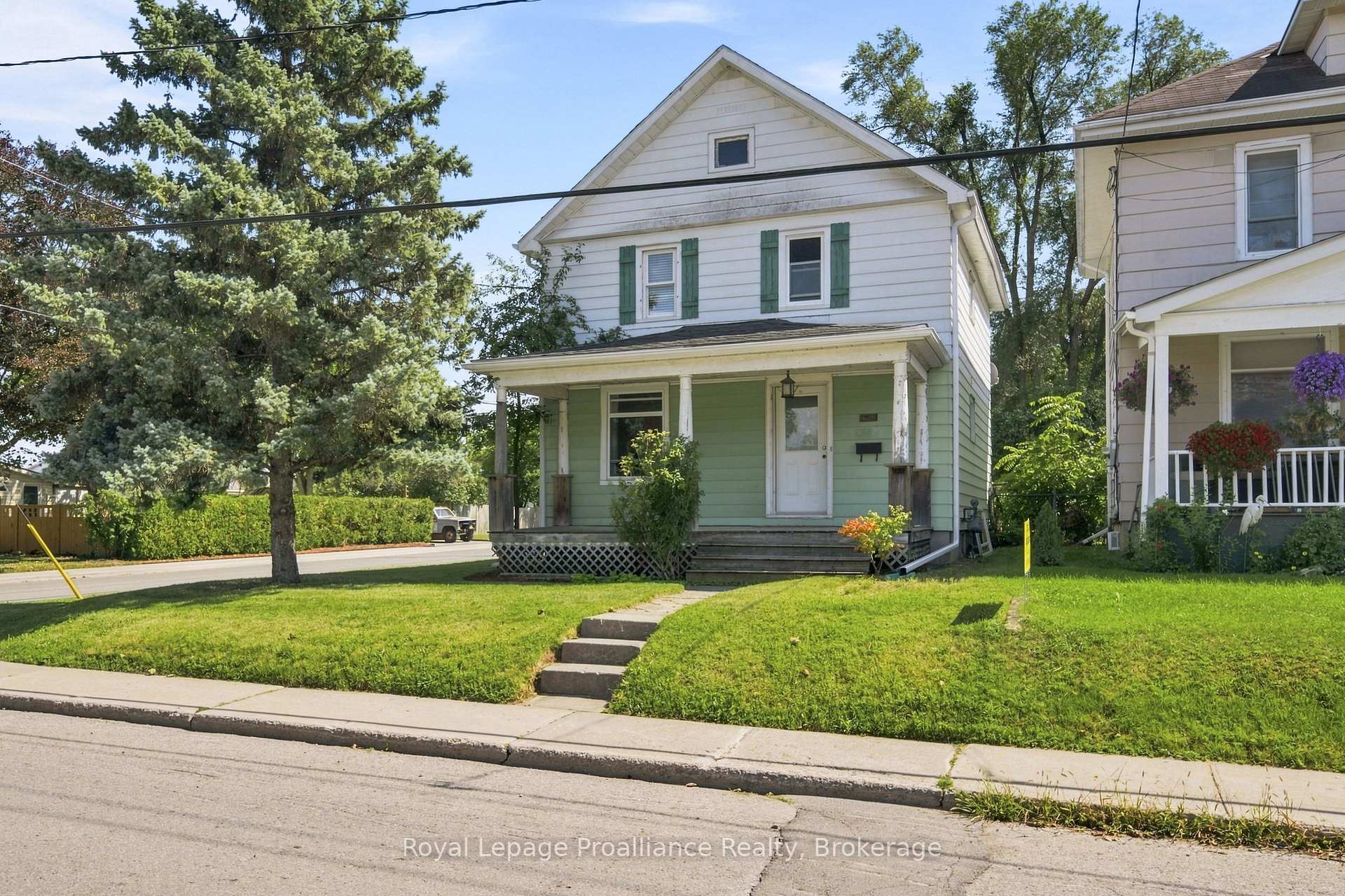 Photo 1 of 135 Mcgill Street, Quinte West, Trenton Ward — HOMEH