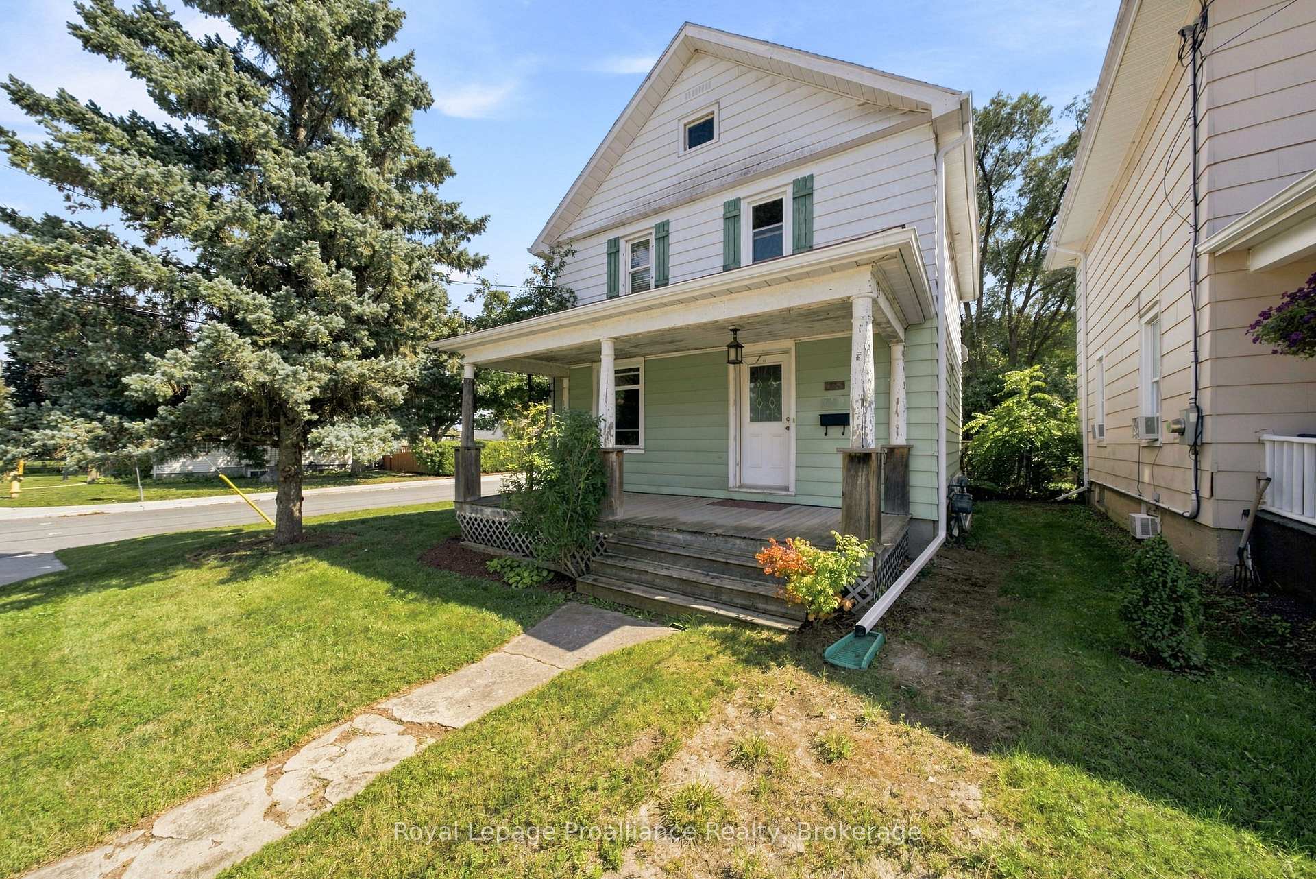 Photo 4 of 135 Mcgill Street, Quinte West, Trenton Ward — HOMEH