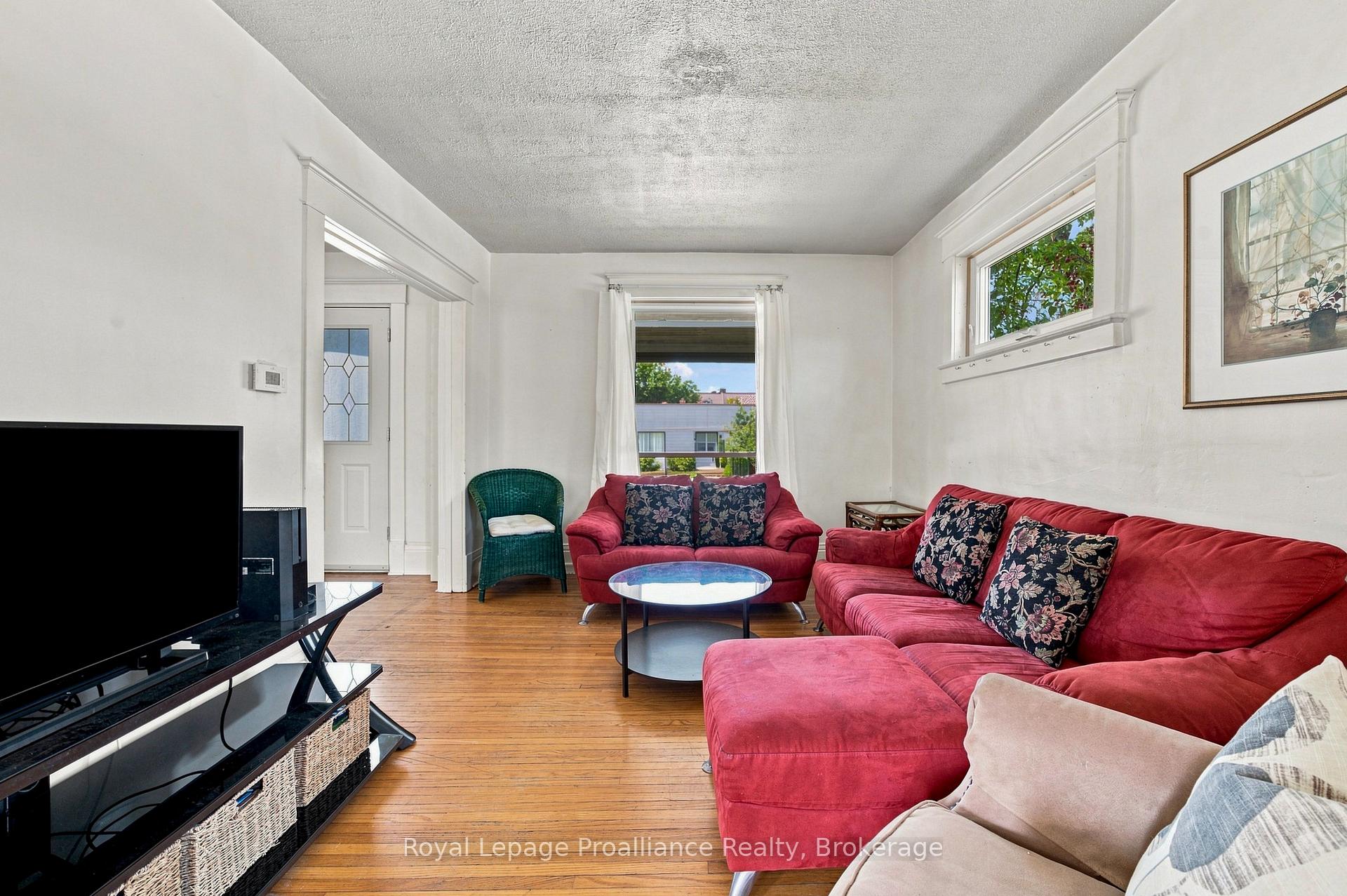 Photo 8 of 135 Mcgill Street, Quinte West, Trenton Ward — HOMEH