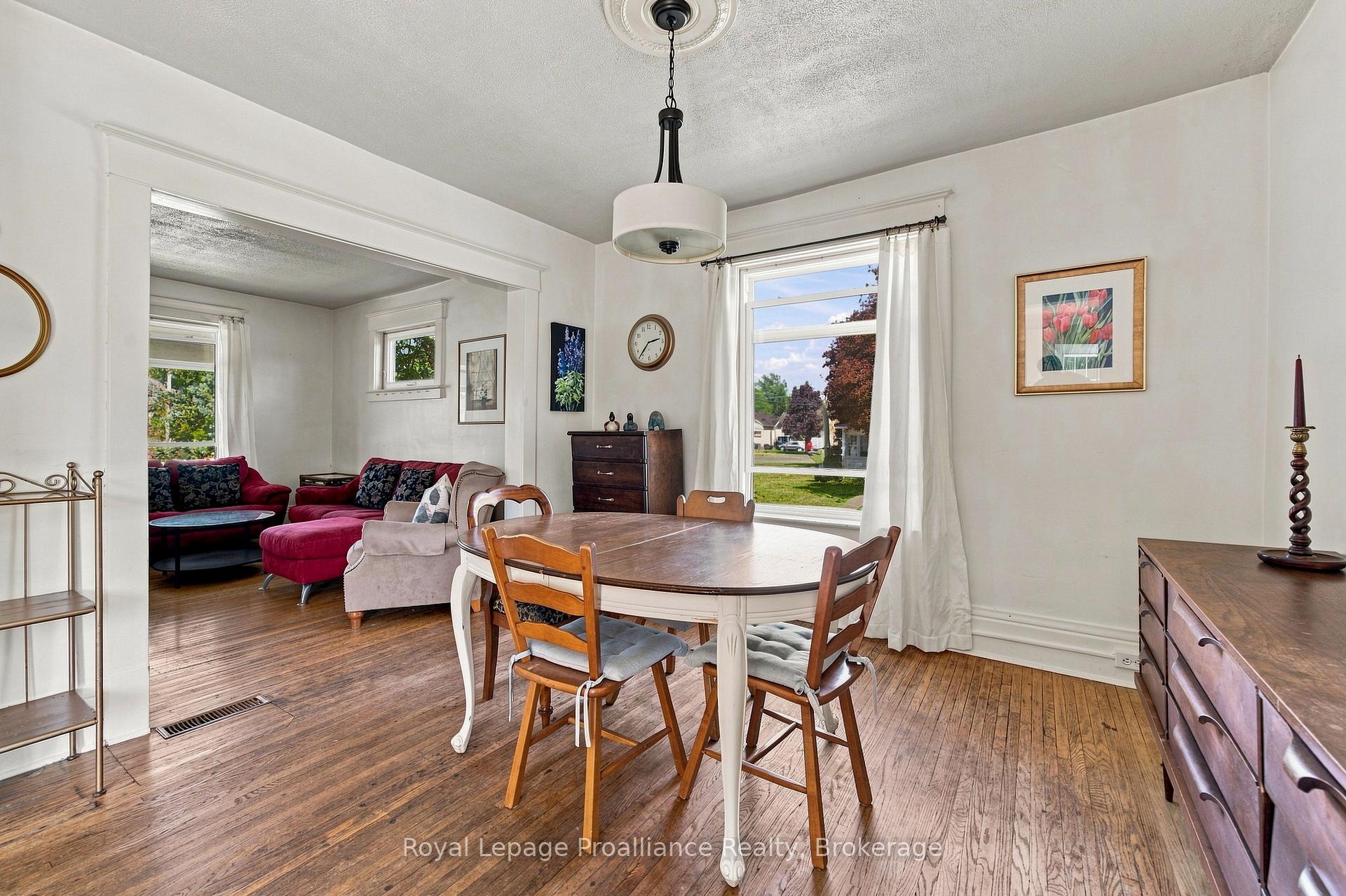 Photo 12 of 135 Mcgill Street, Quinte West, Trenton Ward — HOMEH