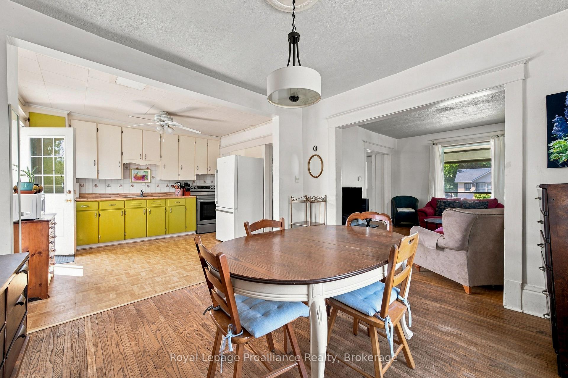 Photo 14 of 135 Mcgill Street, Quinte West, Trenton Ward — HOMEH