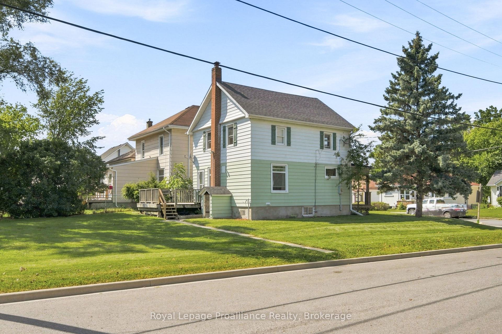 Photo 30 of 135 Mcgill Street, Quinte West, Trenton Ward — HOMEH