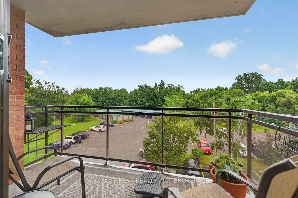 Photo 12 of Unit 307, 120 Barrett Court, Kingston, Kingston East (Incl Barret Crt) — HOMEH