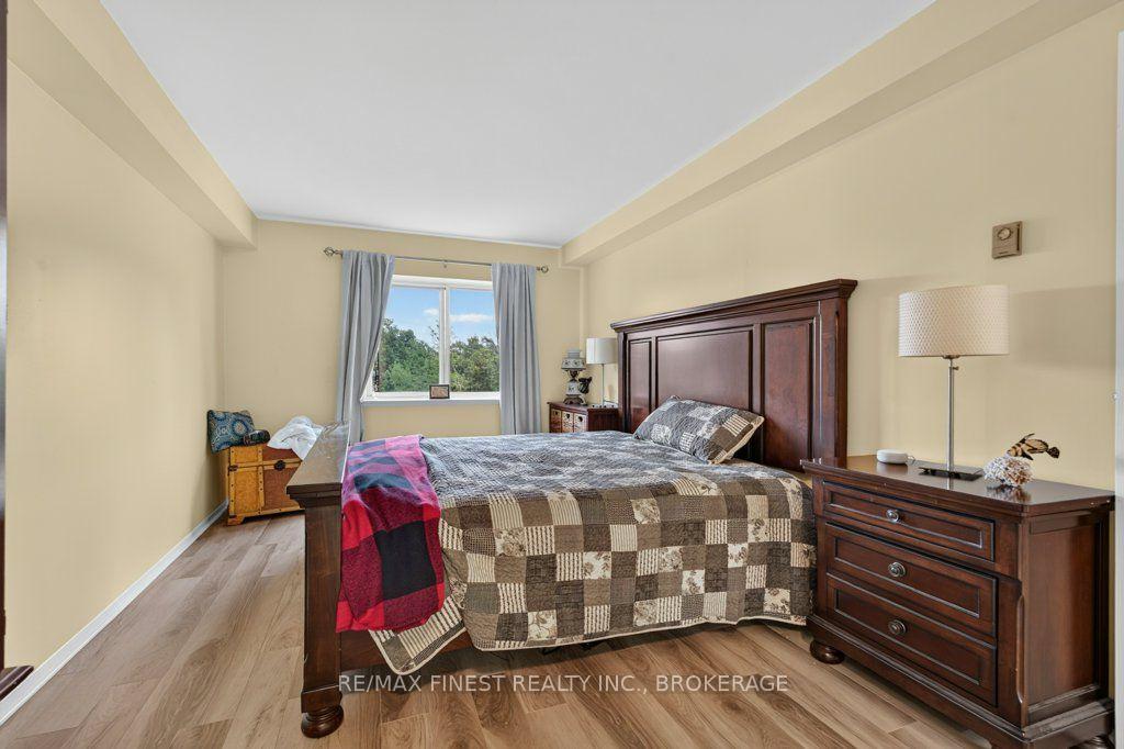 Photo 13 of Unit 307, 120 Barrett Court, Kingston, Kingston East (Incl Barret Crt) — HOMEH