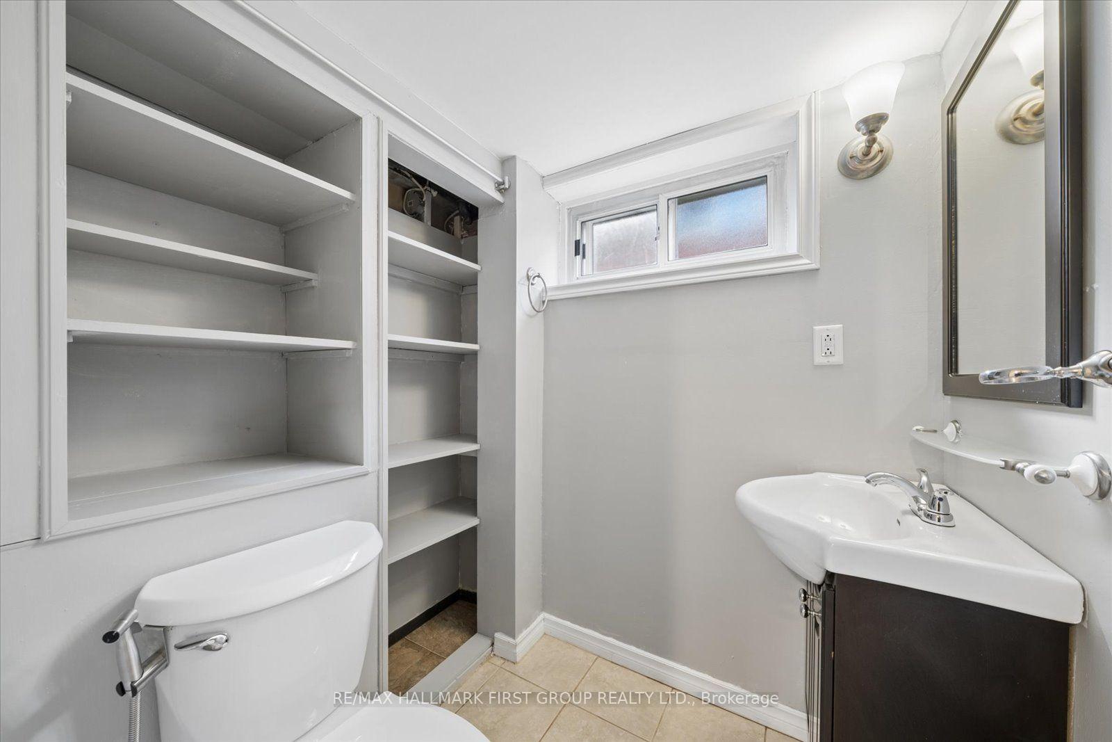 Photo 12 of 531 Harmony Road S, Oshawa, Donevan — HOMEH