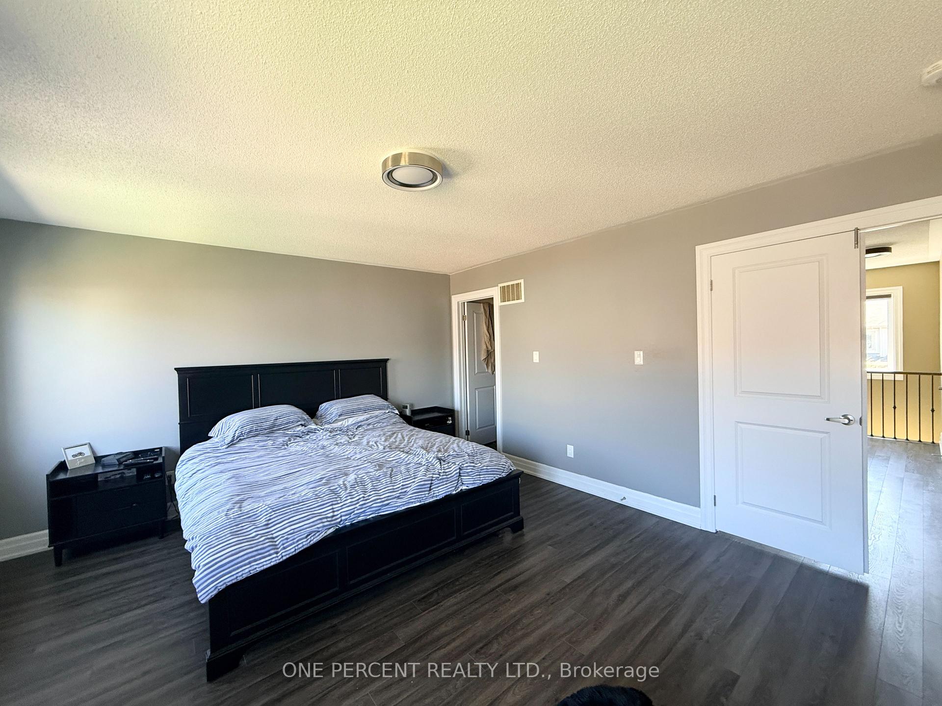 Photo 9 of 52 Bianca Crescent, Wasaga Beach — HOMEH