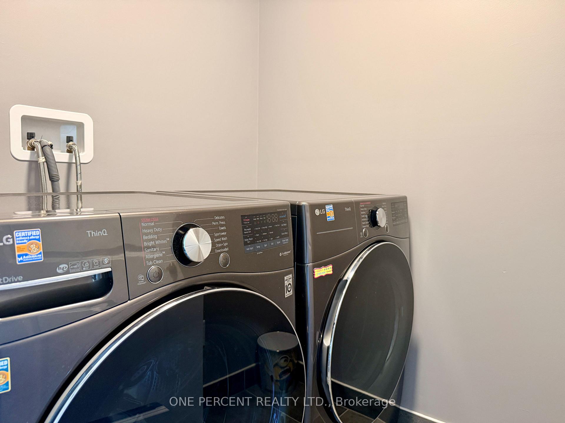 Photo 15 of 52 Bianca Crescent, Wasaga Beach — HOMEH