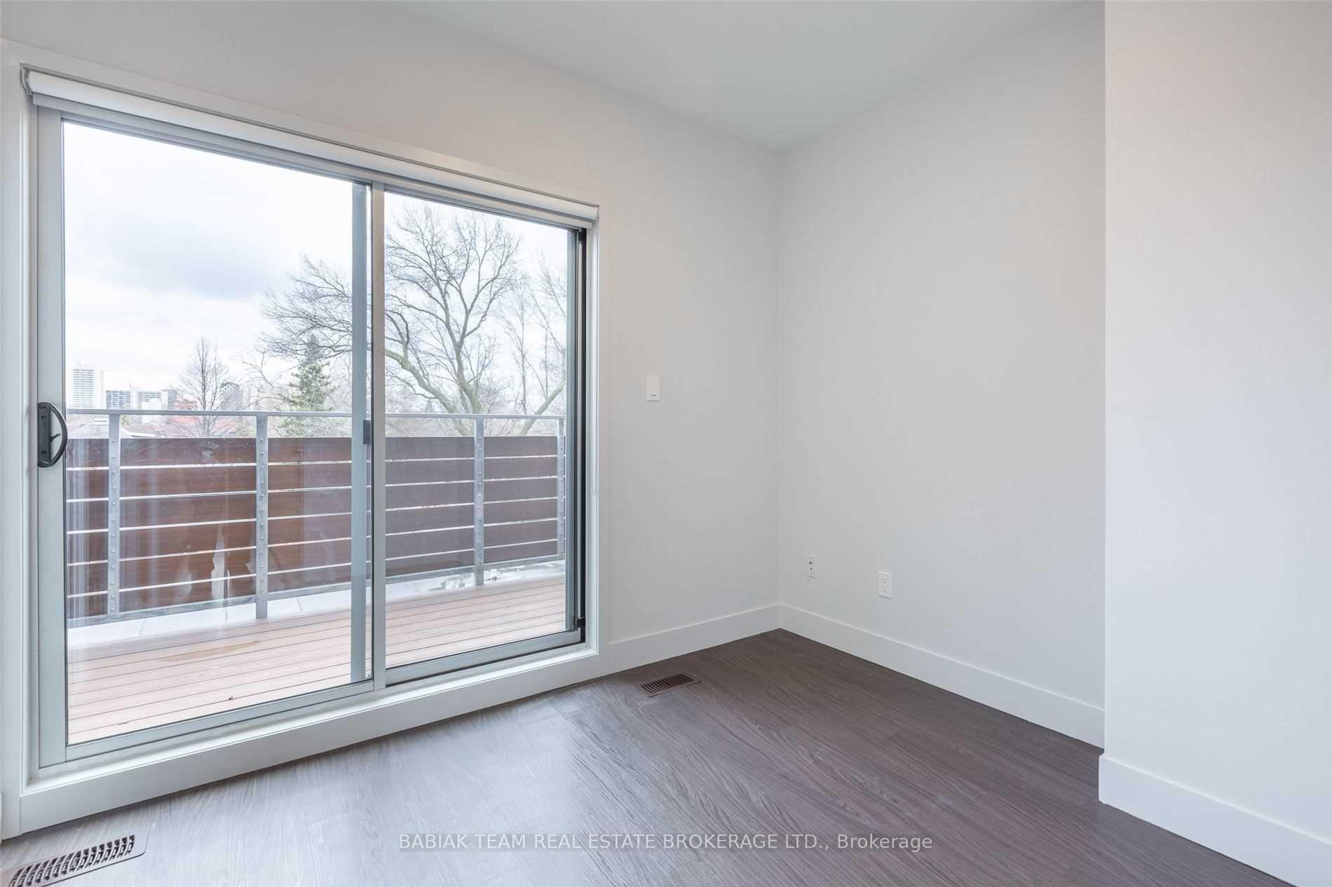 Photo 14 of Unit 303, 332 High Park Avenue, Toronto, Junction Area — HOMEH