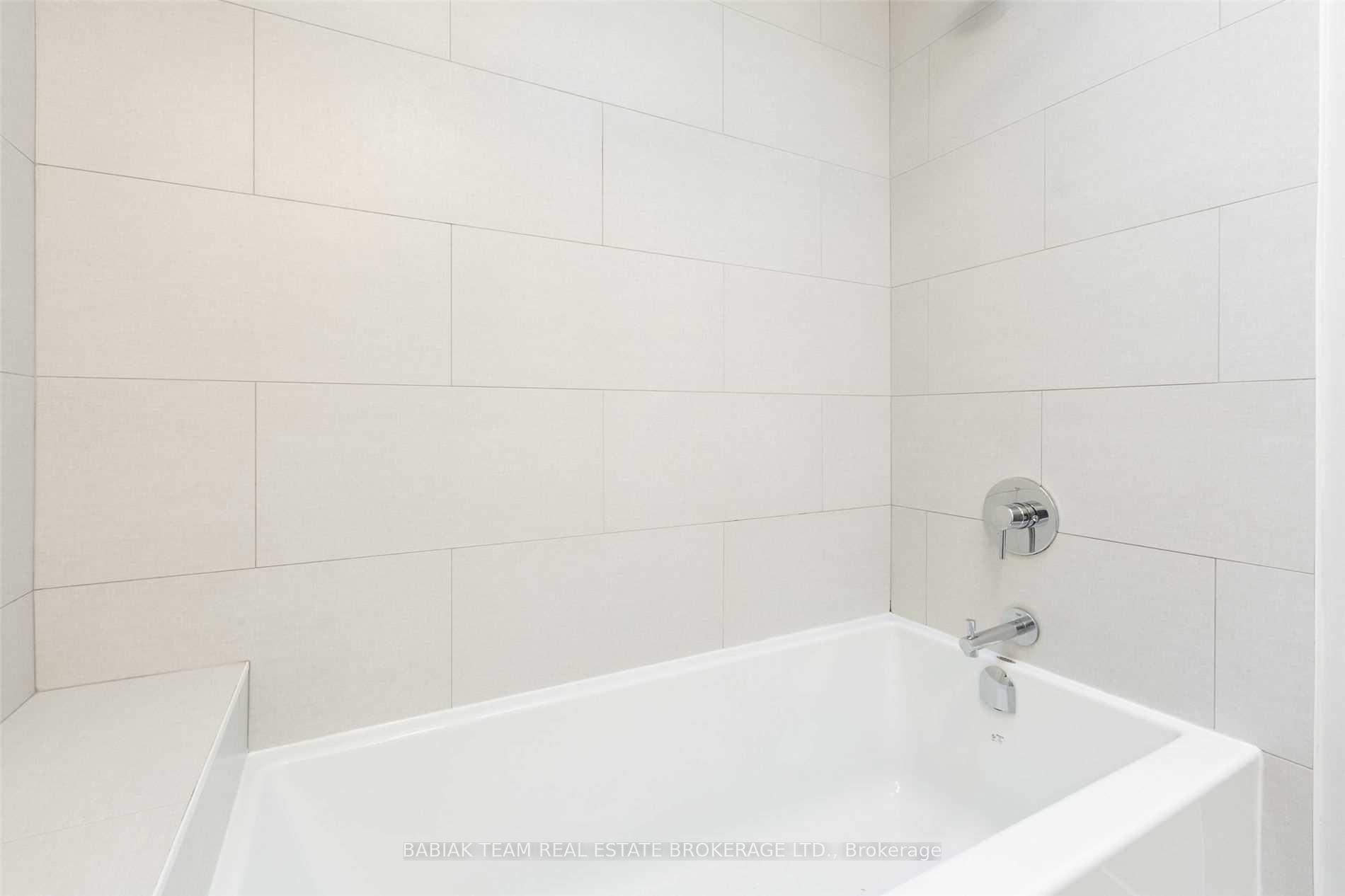 Photo 17 of Unit 303, 332 High Park Avenue, Toronto, Junction Area — HOMEH