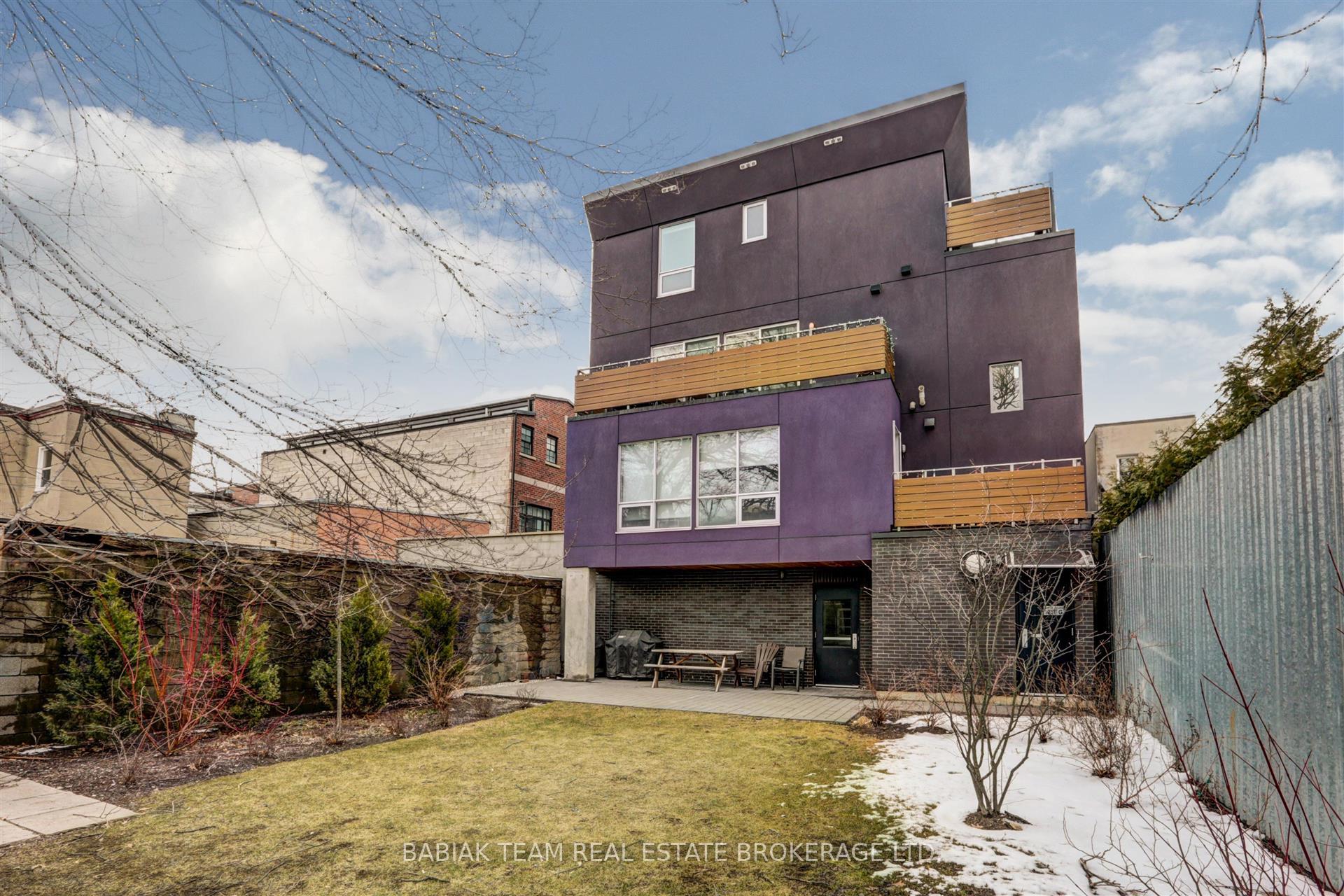 Photo 21 of Unit 303, 332 High Park Avenue, Toronto, Junction Area — HOMEH