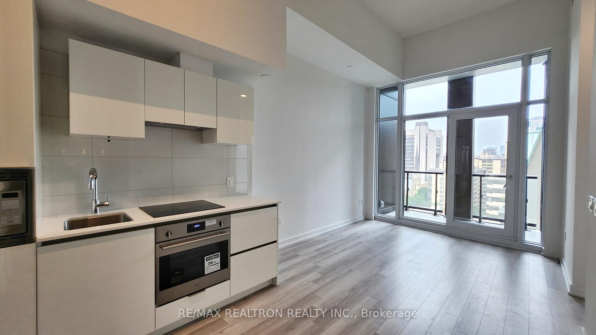 Photo 1 of Unit 1120, 238 Simcoe Street, Toronto, Kensington-Chinatown — HOMEH