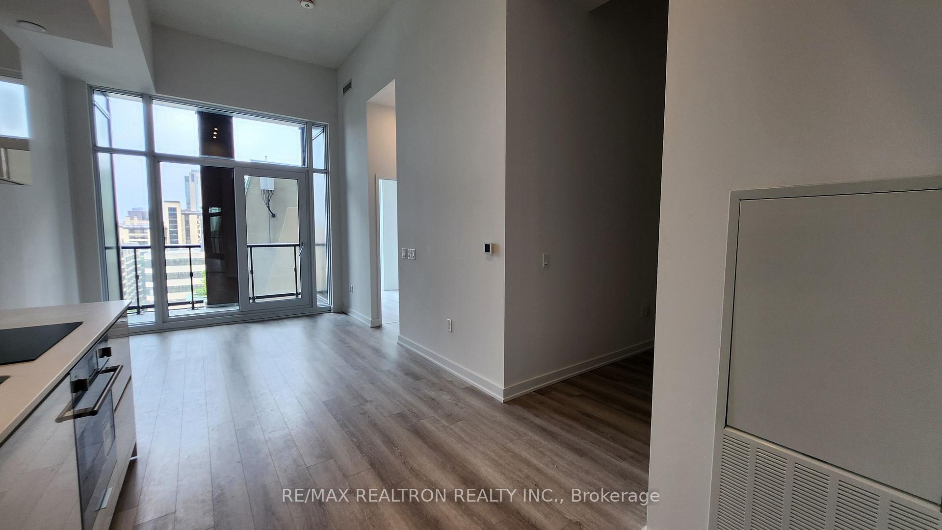 Photo 5 of Unit 1120, 238 Simcoe Street, Toronto, Kensington-Chinatown — HOMEH