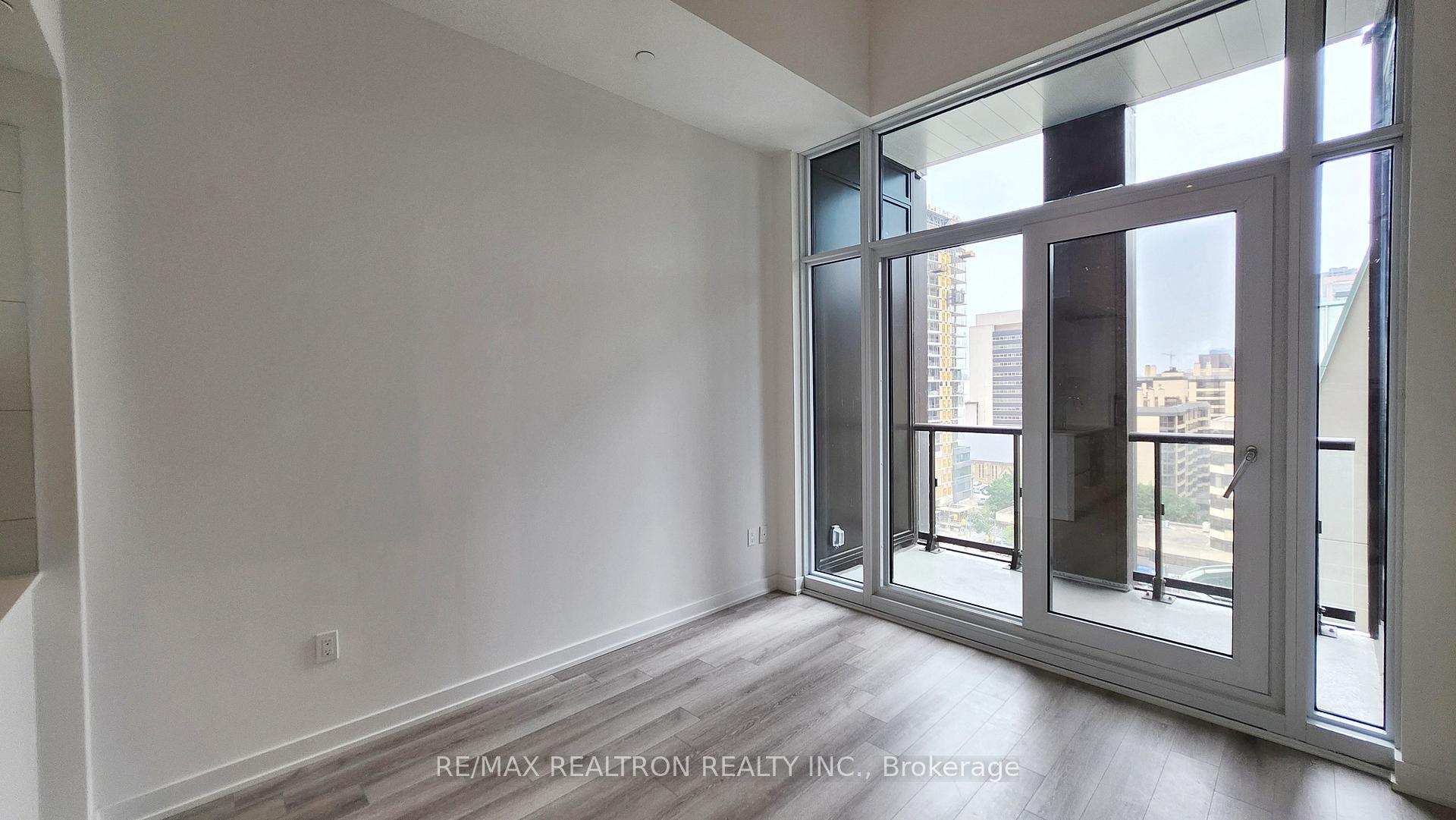Photo 7 of Unit 1120, 238 Simcoe Street, Toronto, Kensington-Chinatown — HOMEH