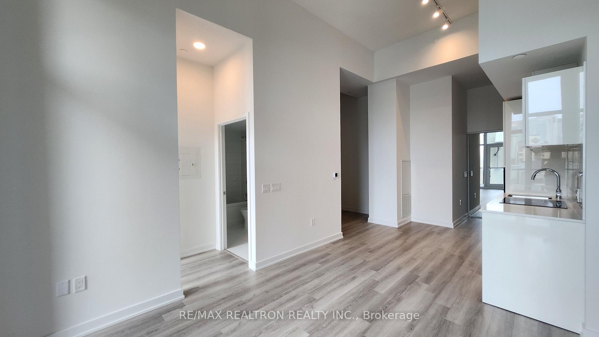 Photo 8 of Unit 1120, 238 Simcoe Street, Toronto, Kensington-Chinatown — HOMEH