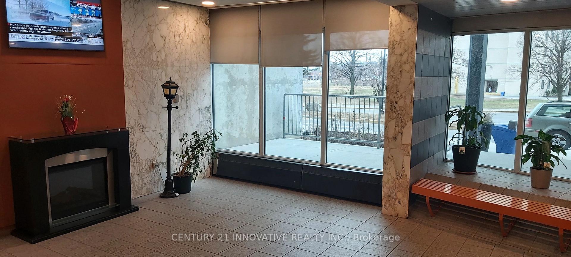 Front of Unit 403, 5 San Romanoway Way