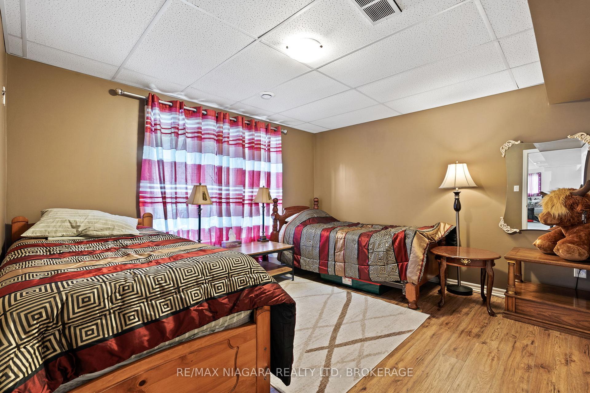 Photo 20 of 255 Lakeshore Road, St. Catharines, Lakeshore — HOMEH