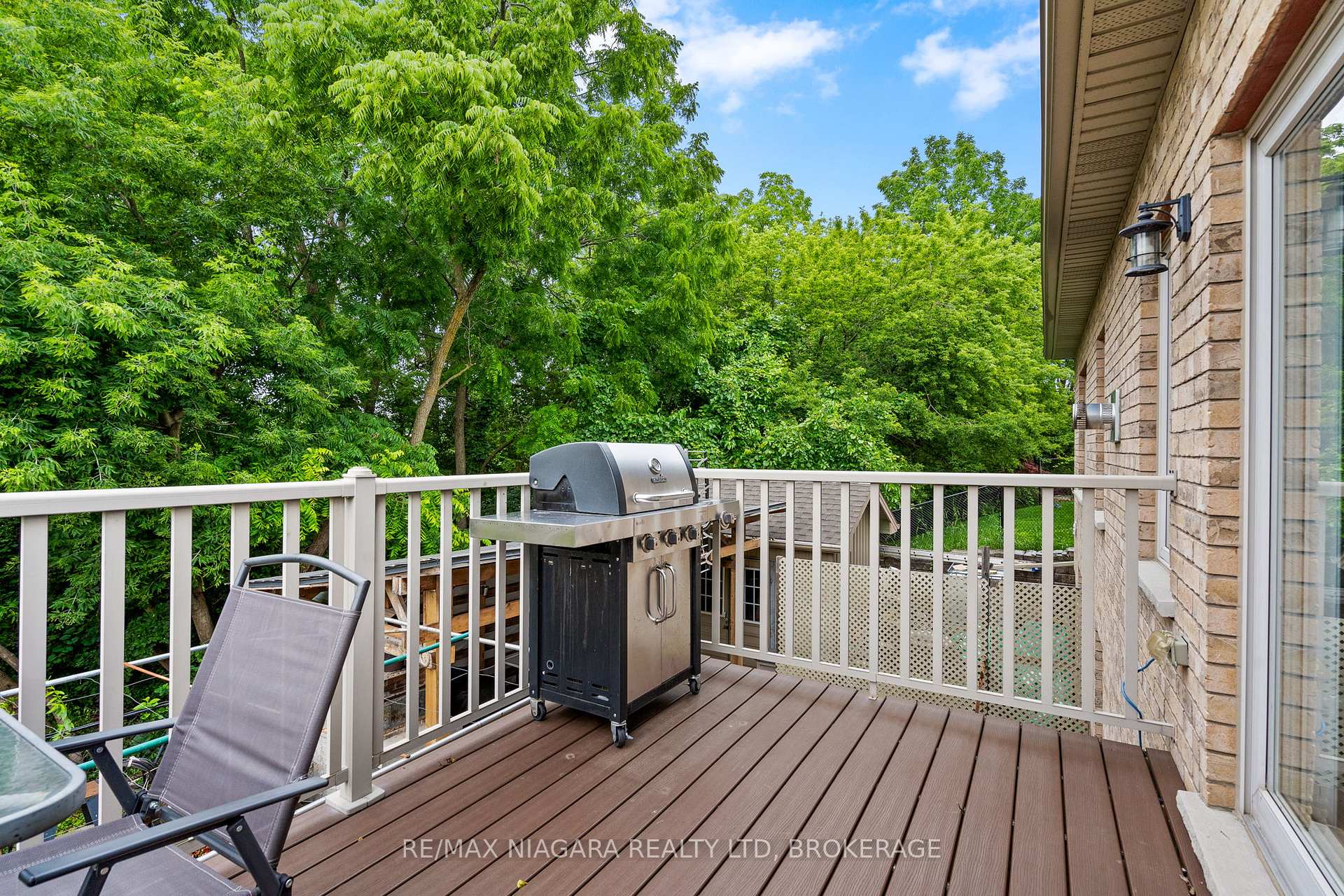 Photo 26 of 255 Lakeshore Road, St. Catharines, Lakeshore — HOMEH