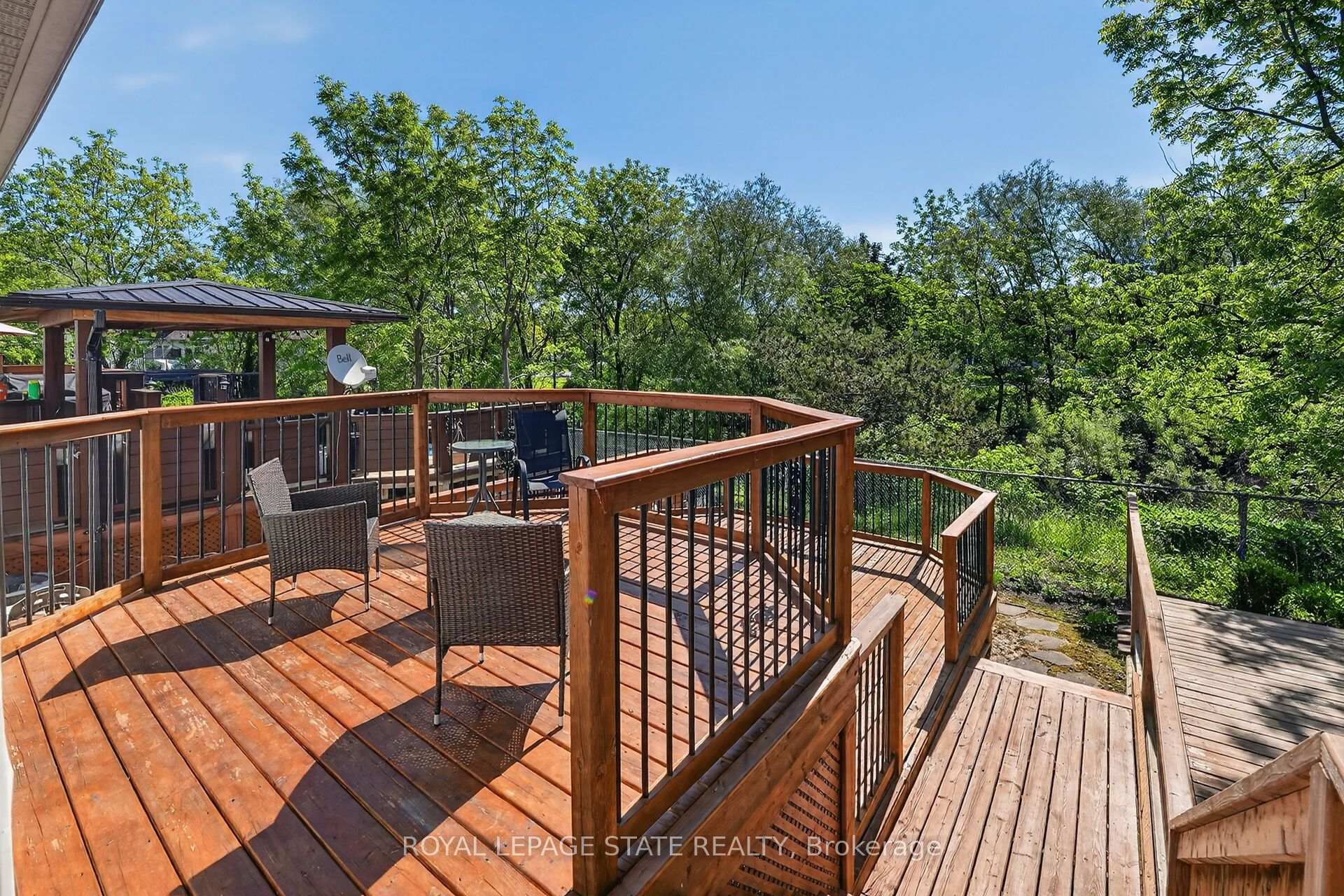 Photo 5 of 83 Morrison Crescent, Grimsby, Grimsby Beach — HOMEH