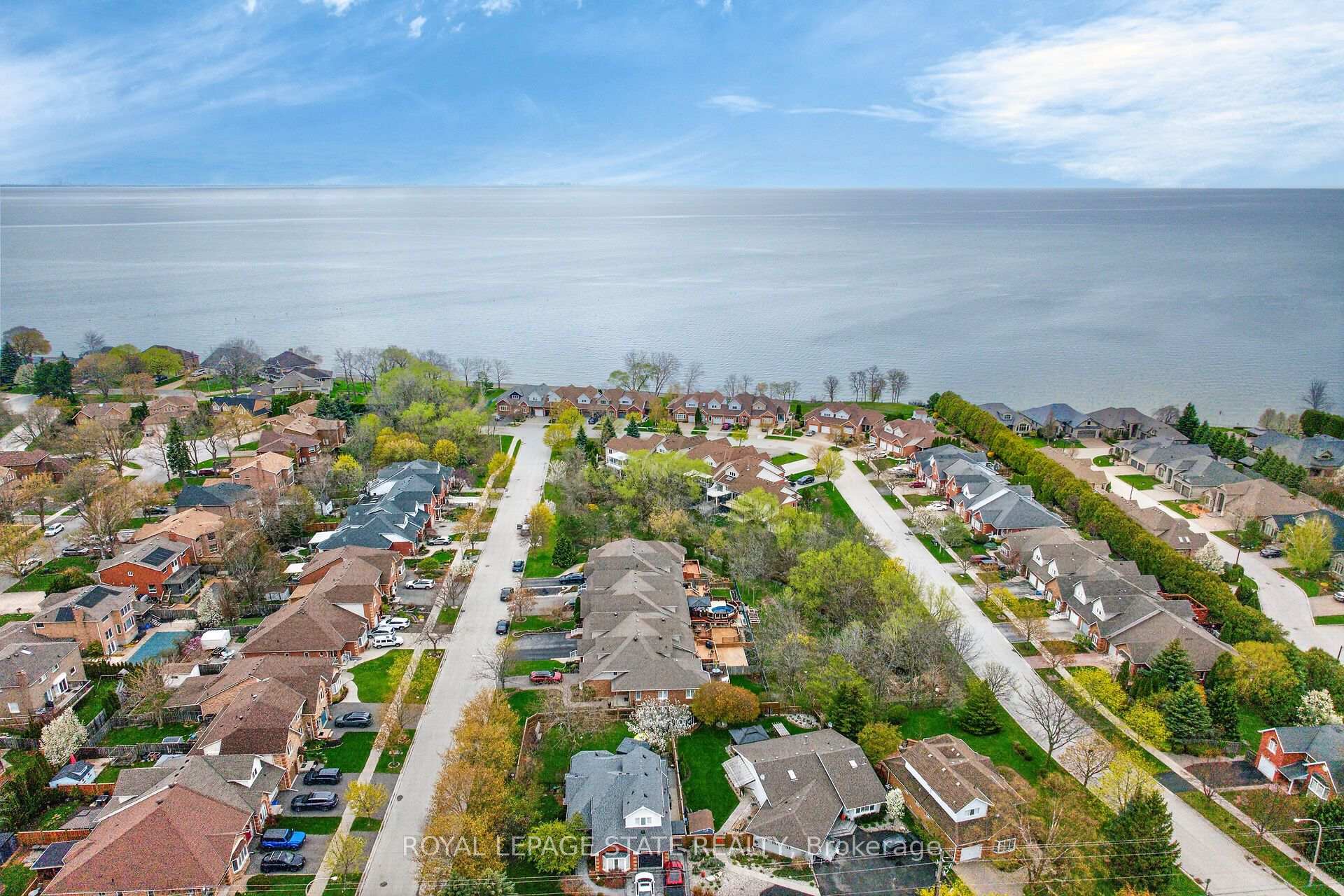 Photo 33 of 83 Morrison Crescent, Grimsby, Grimsby Beach — HOMEH