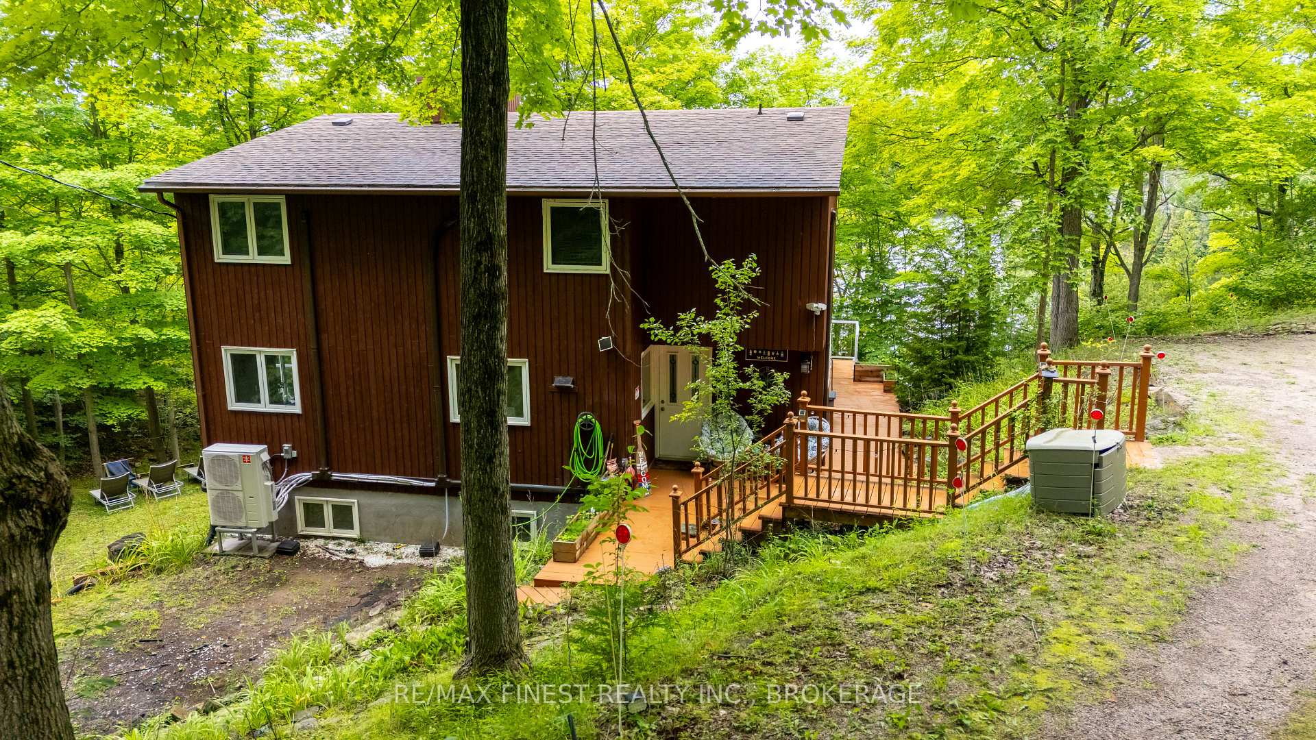 Photo 4 of 1066 Mountvale Point Road, Frontenac, Frontenac Centre — HOMEH