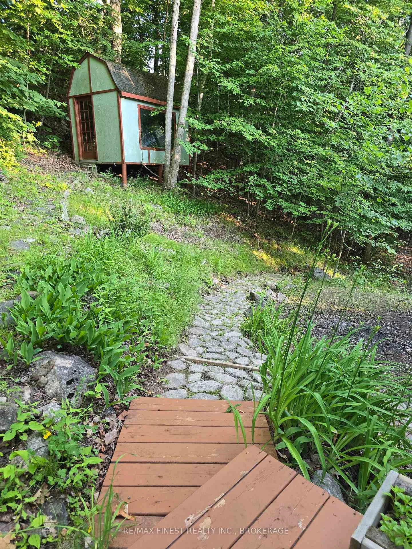 Photo 87 of 1066 Mountvale Point Road, Frontenac, Frontenac Centre — HOMEH