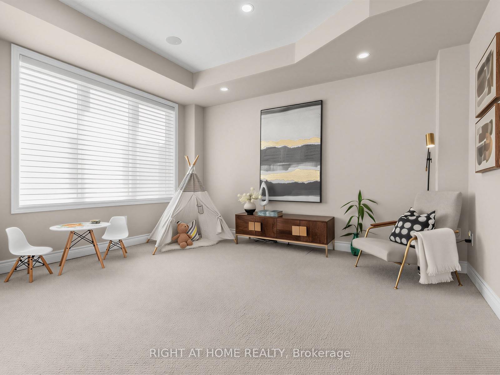 Photo 6 of 88 Crimson Forest Drive, Vaughan, Patterson — HOMEH