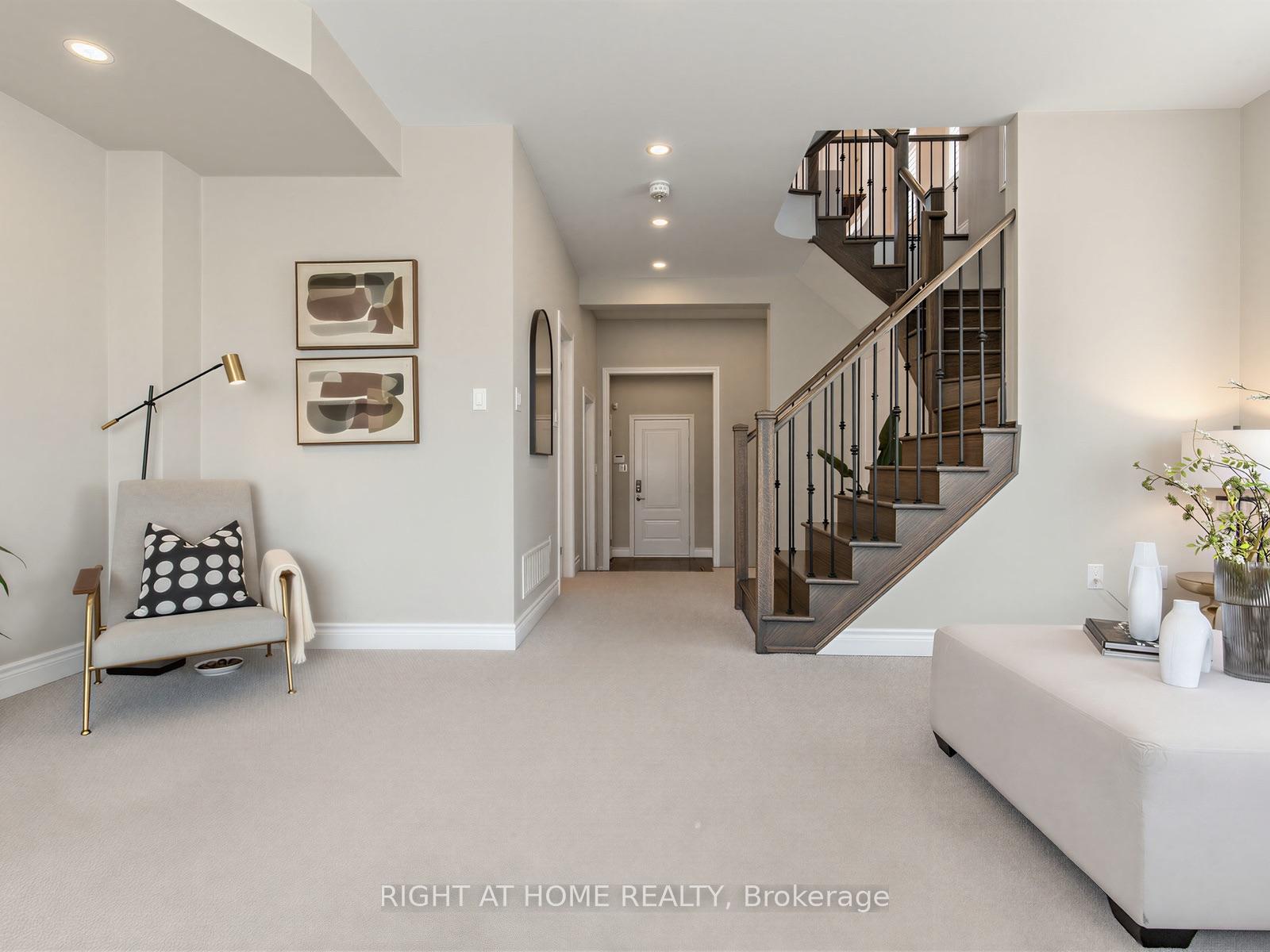 Photo 8 of 88 Crimson Forest Drive, Vaughan, Patterson — HOMEH