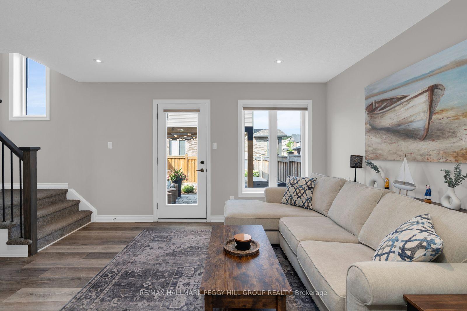 Photo 4 of 13 Foley Crescent, Collingwood — HOMEH