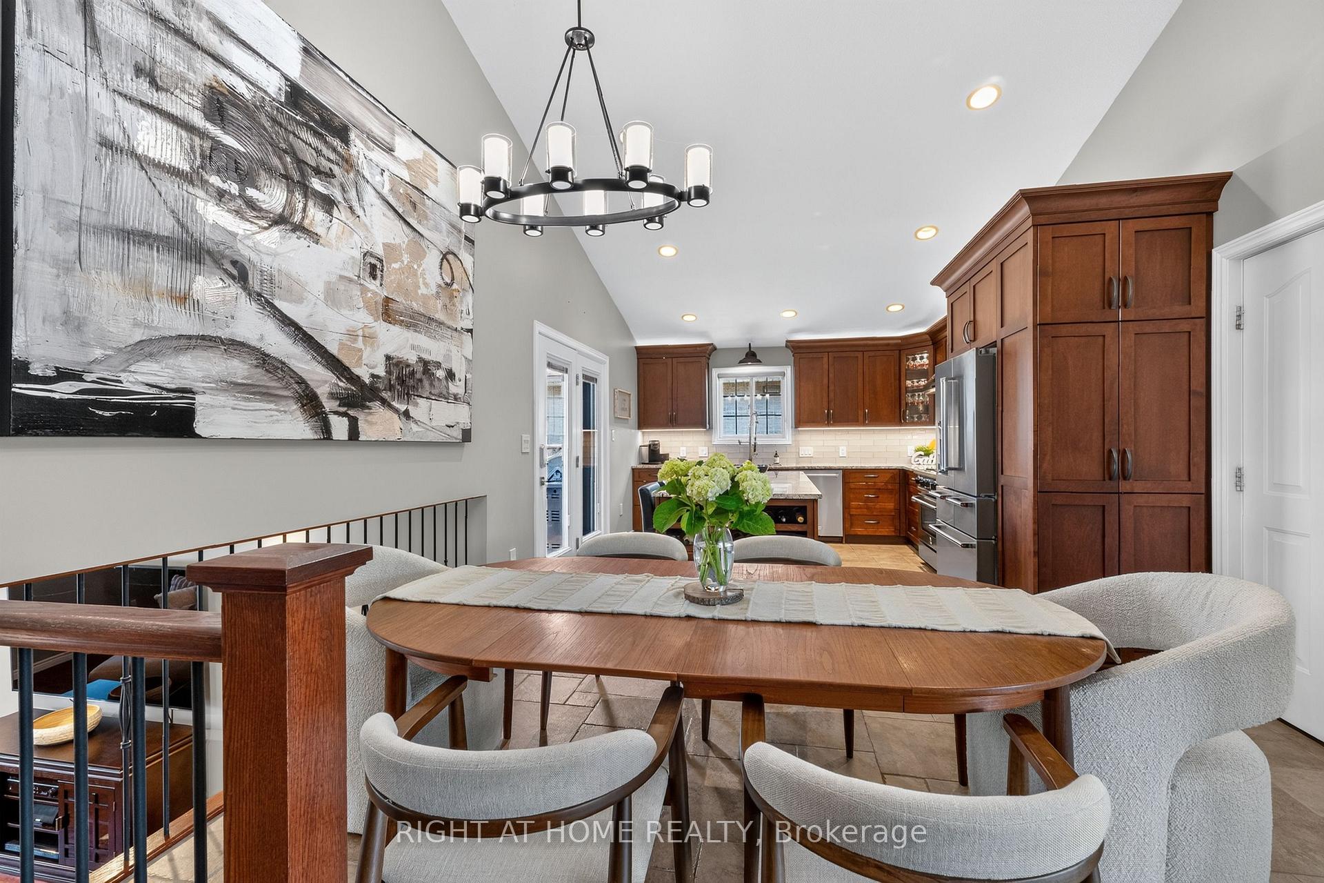 Photo 16 of 10 Galbraith Court, St. Thomas — HOMEH