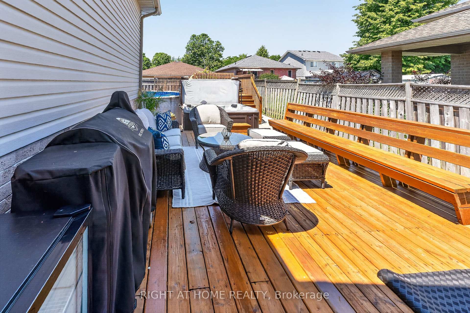 Photo 36 of 10 Galbraith Court, St. Thomas — HOMEH