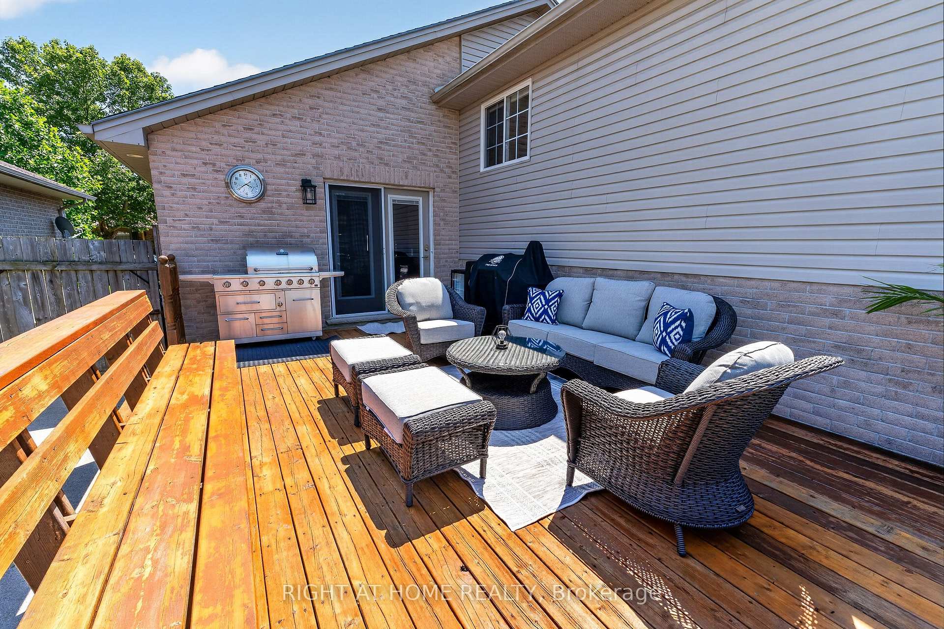 Photo 39 of 10 Galbraith Court, St. Thomas — HOMEH