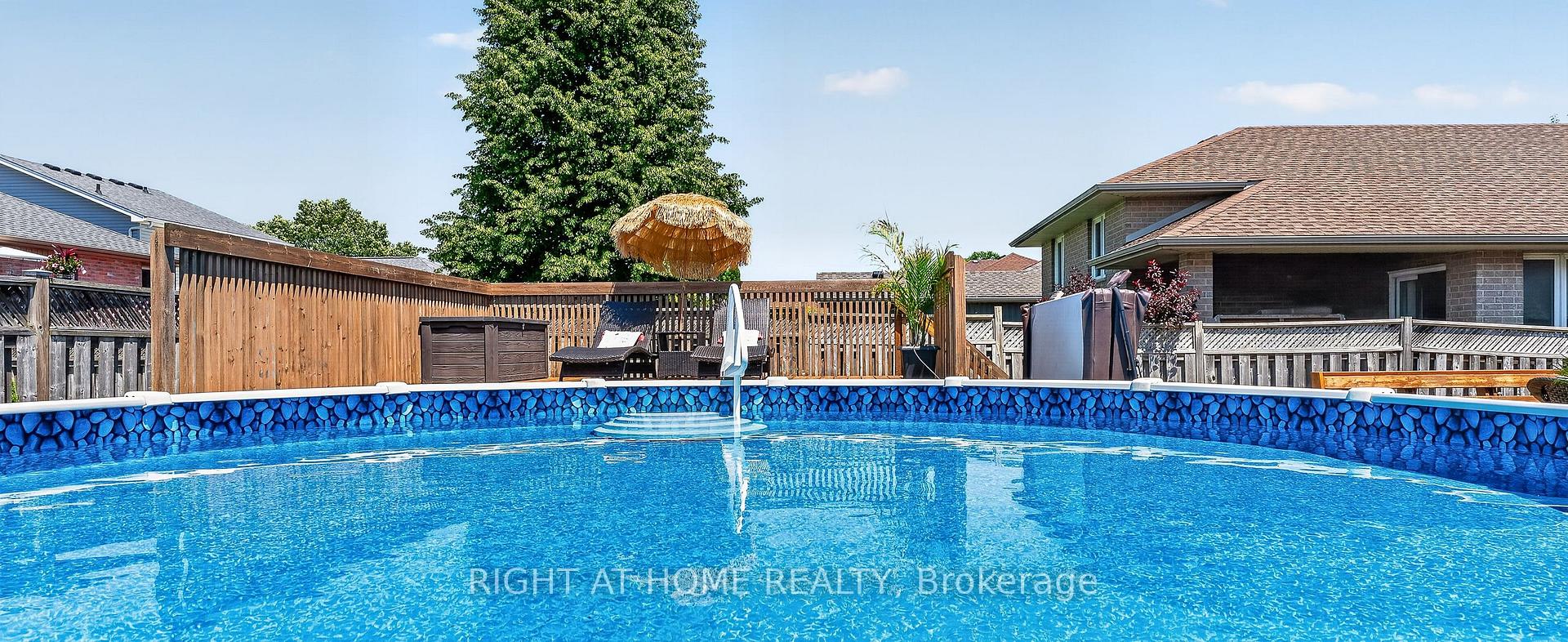Photo 43 of 10 Galbraith Court, St. Thomas — HOMEH