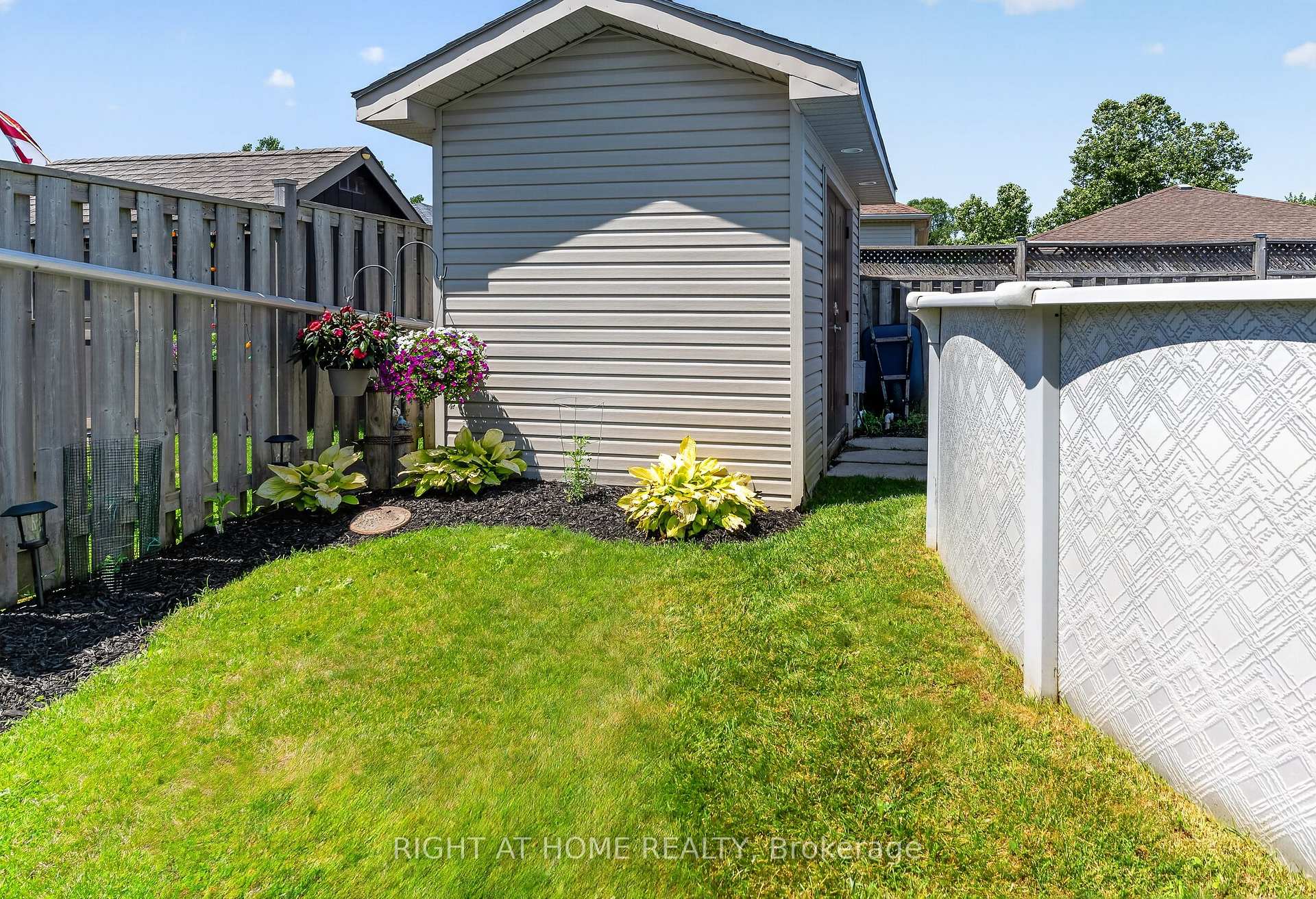 Photo 44 of 10 Galbraith Court, St. Thomas — HOMEH