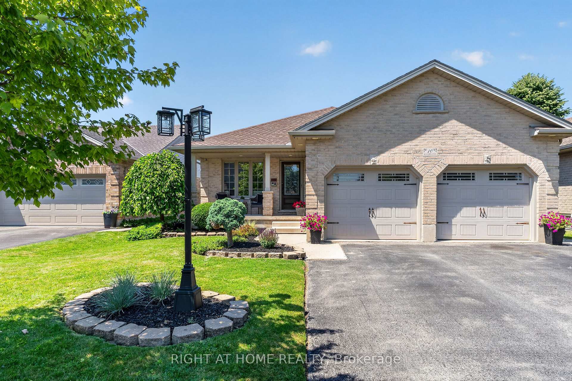 Photo 48 of 10 Galbraith Court, St. Thomas — HOMEH