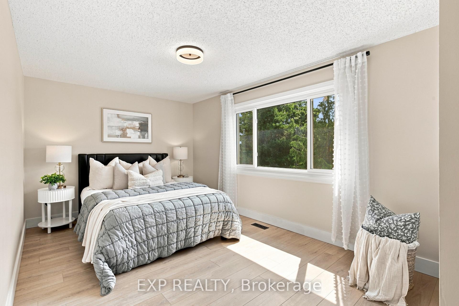 Photo 27 of 62 Corfield Drive, Kitchener, Idlewood — HOMEH