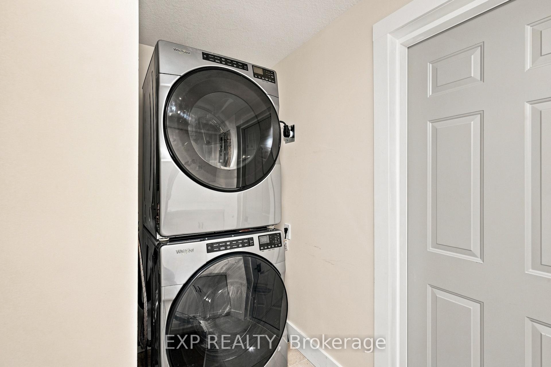 Photo 45 of 62 Corfield Drive, Kitchener, Idlewood — HOMEH