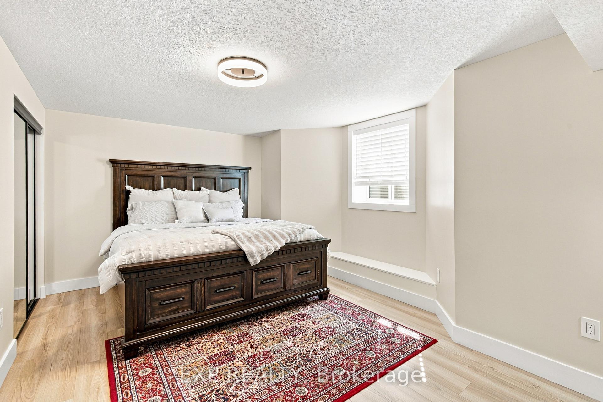 Photo 48 of 62 Corfield Drive, Kitchener, Idlewood — HOMEH