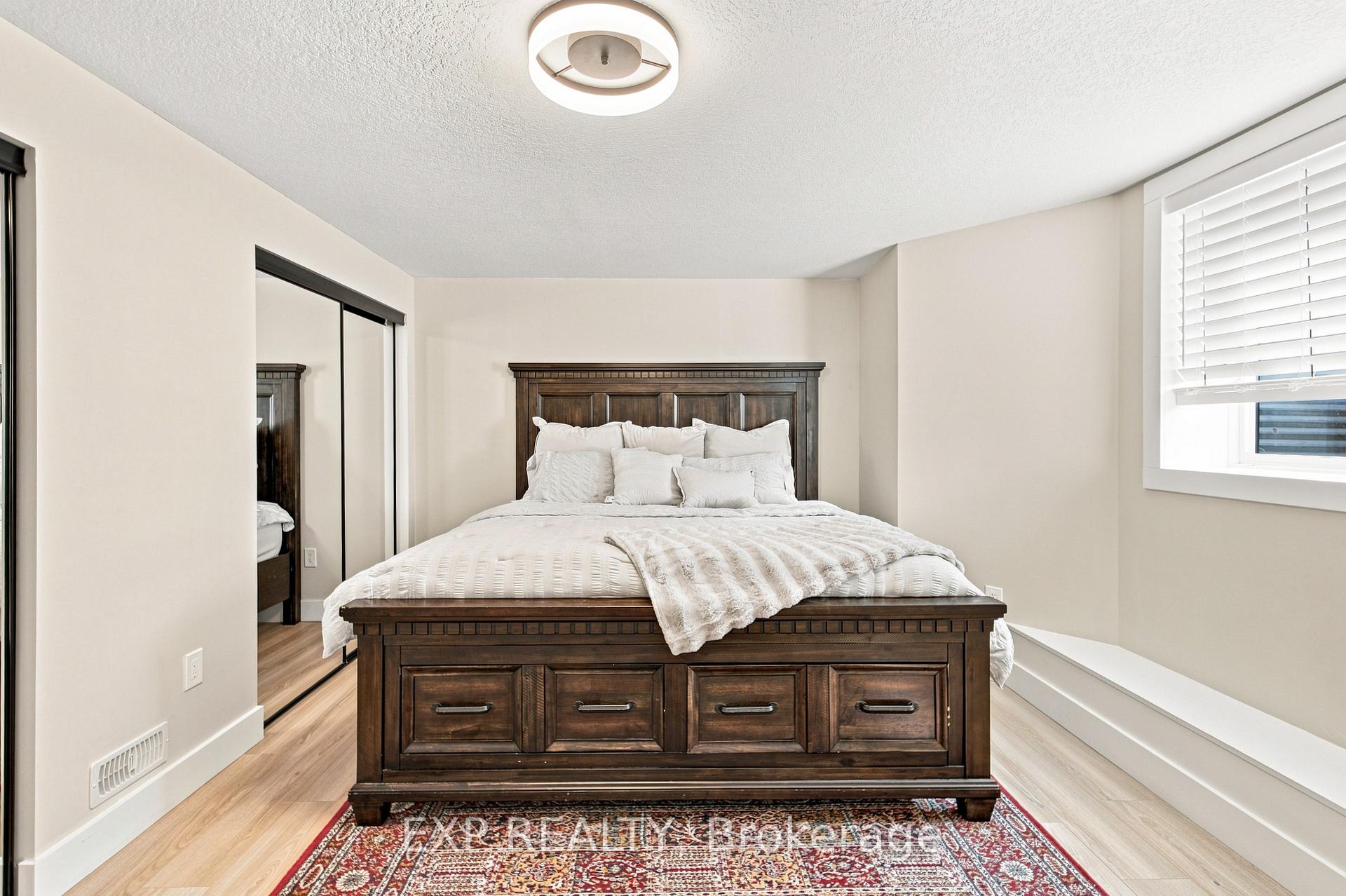 Photo 49 of 62 Corfield Drive, Kitchener, Idlewood — HOMEH