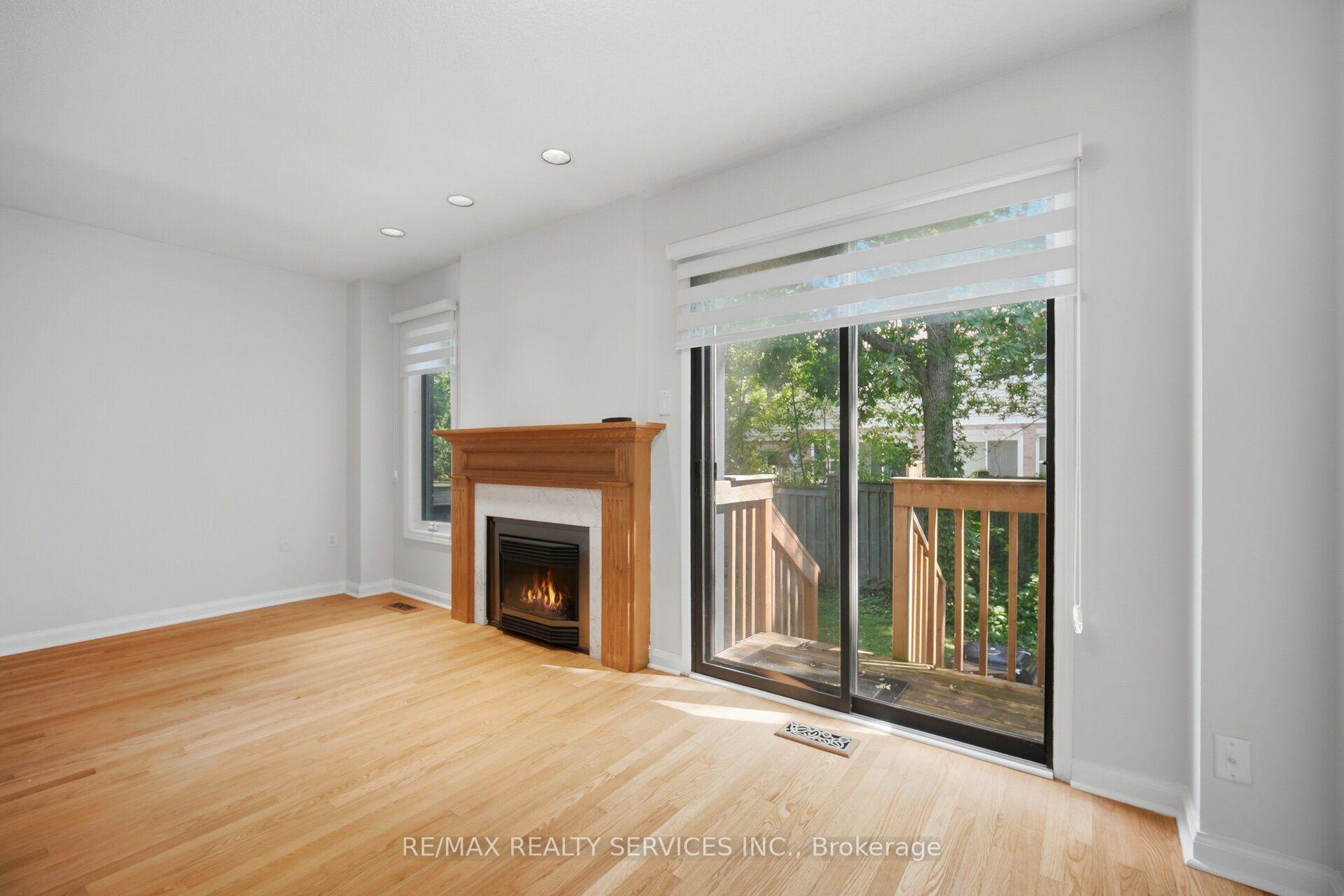 Photo 13 of Unit 49, 3100 Fifth Line W, Mississauga, Erin Mills — HOMEH