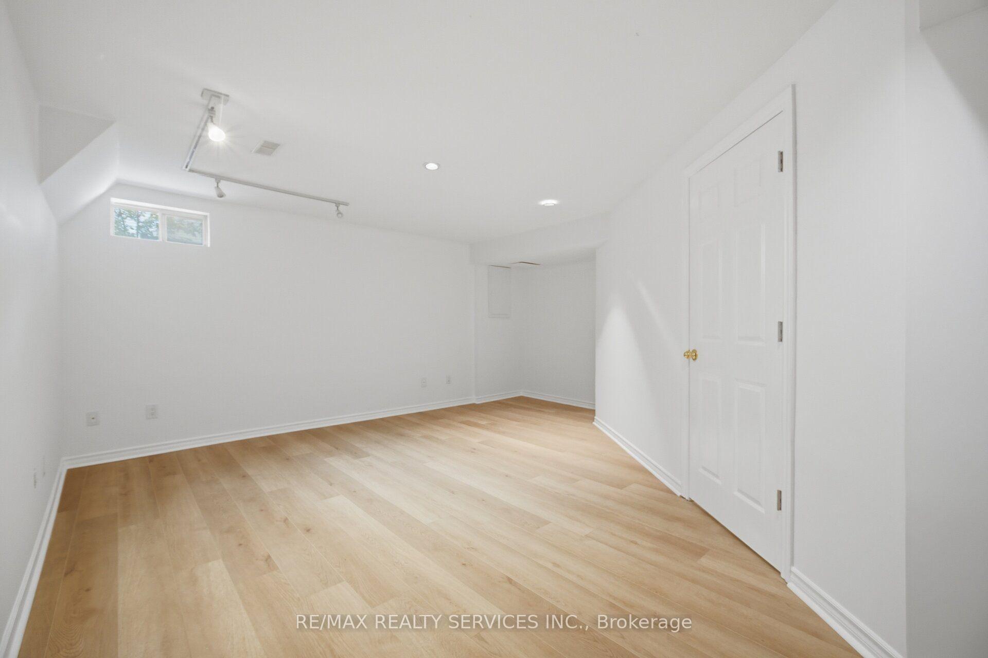 Photo 32 of Unit 49, 3100 Fifth Line W, Mississauga, Erin Mills — HOMEH