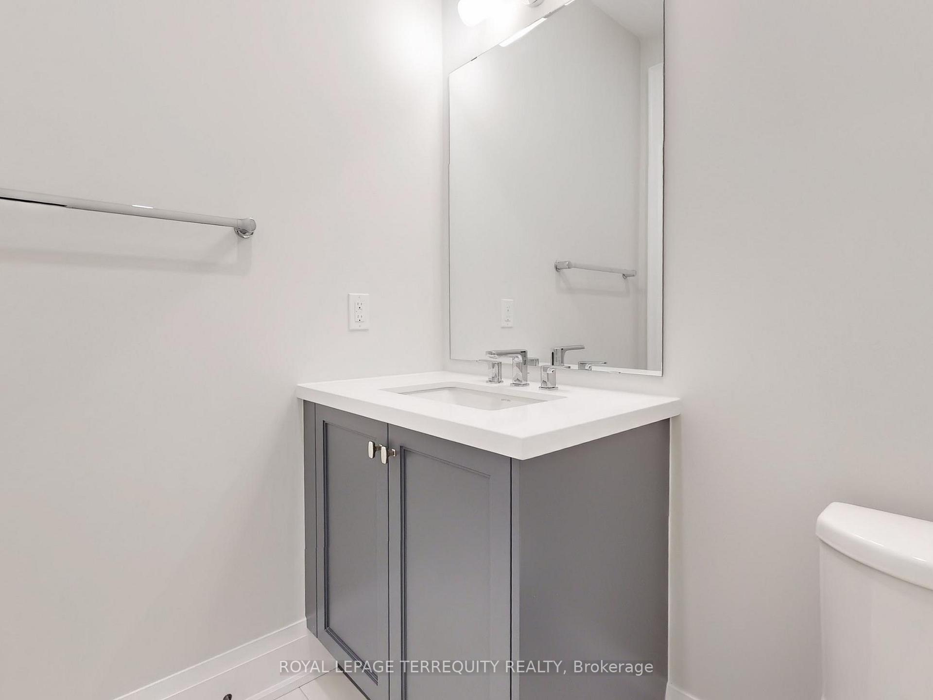Photo 19 of 161 Cranberry Lane, Aurora, Aurora Highlands — HOMEH
