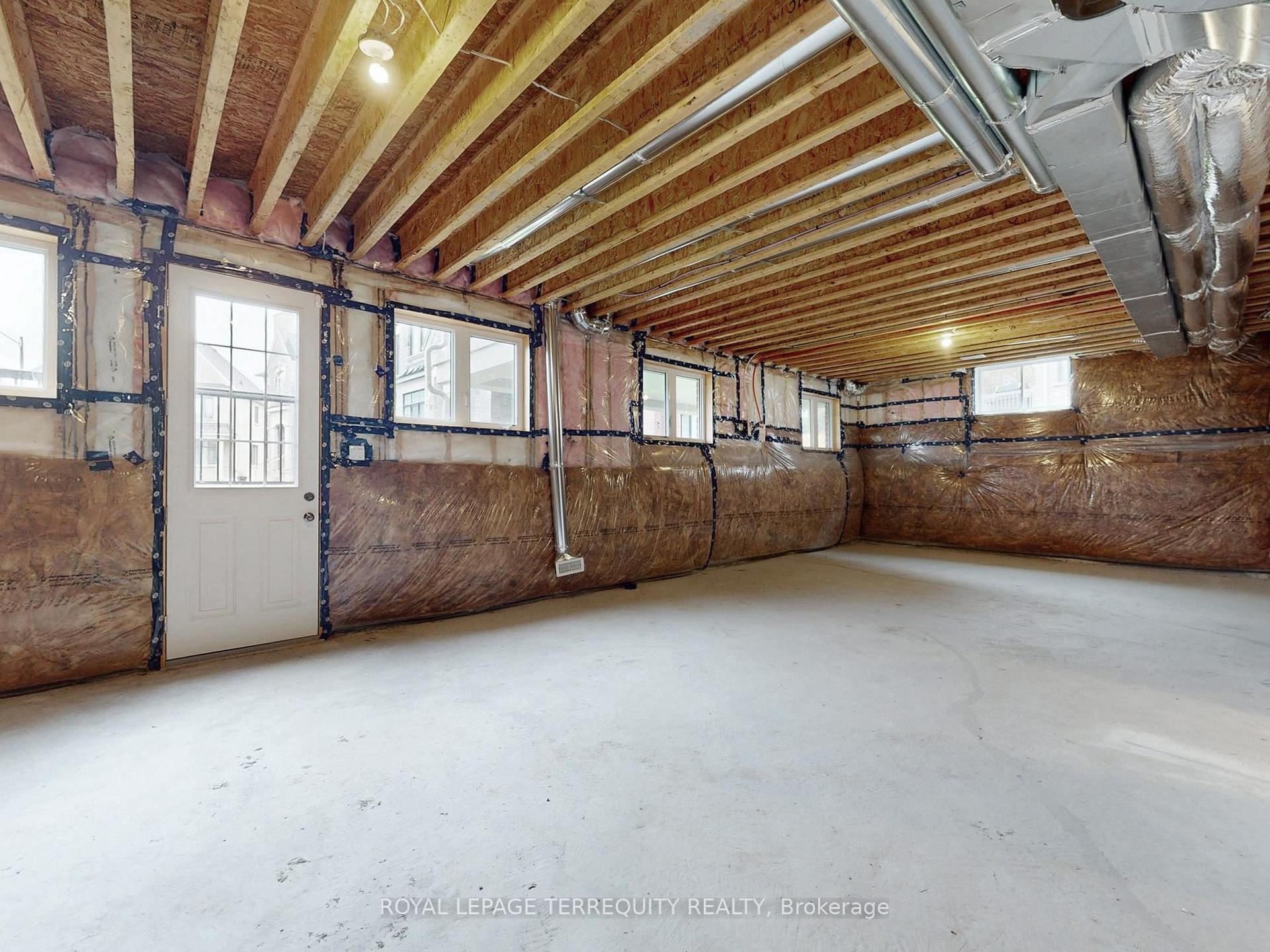 Photo 43 of 161 Cranberry Lane, Aurora, Aurora Highlands — HOMEH